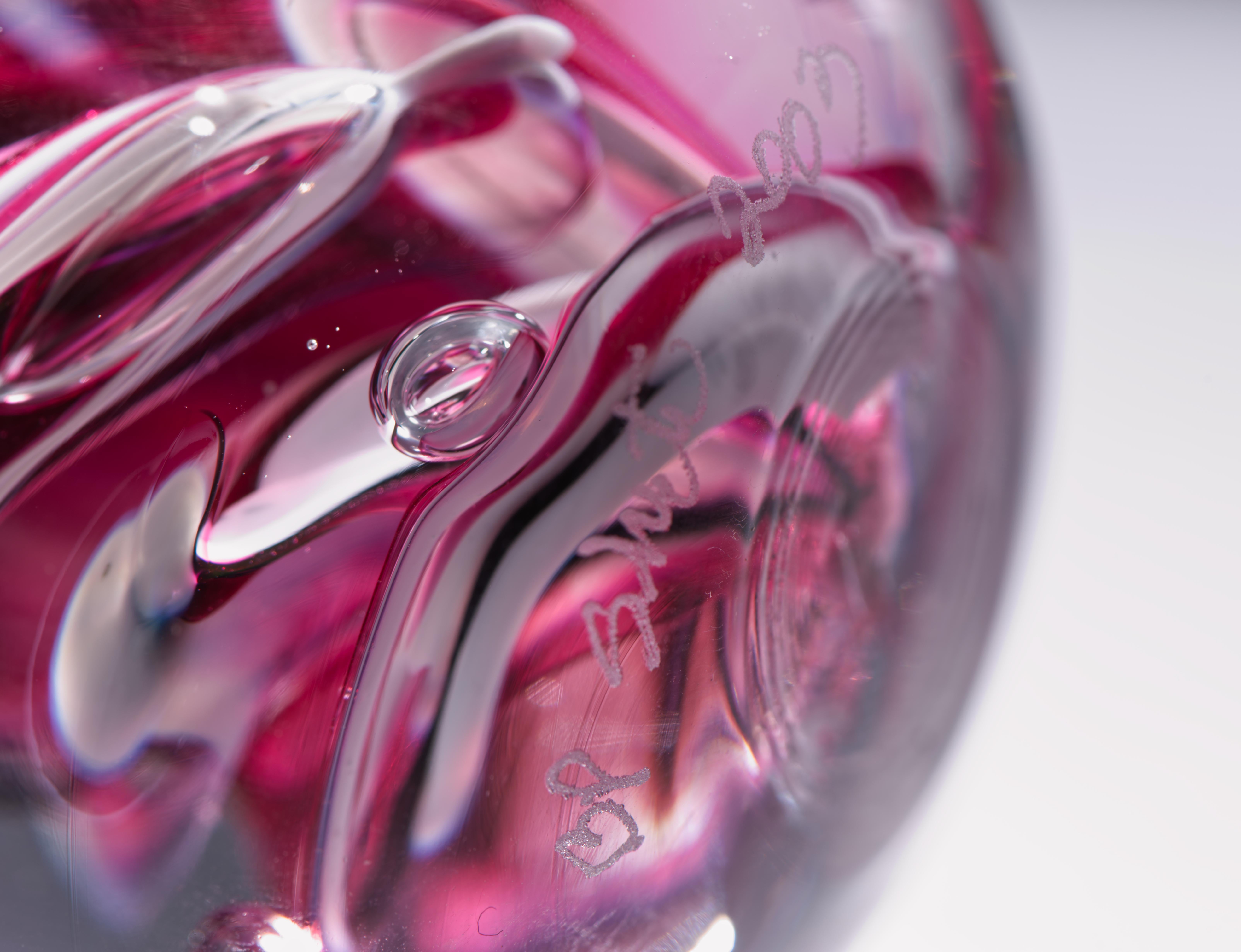 Brad Shute Abstract Red & White Paperweight, American Art Glass For Sale 3