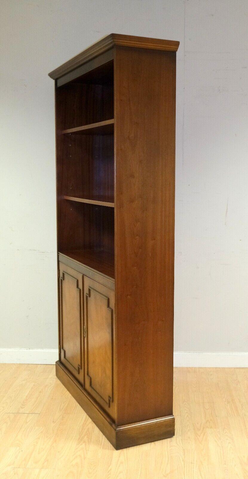 Hand-Crafted BRADLEY FURNITURE ENGLAND YEW WOOD OPEN LiBRARY BOOKCASE CUPBOARD BASE For Sale