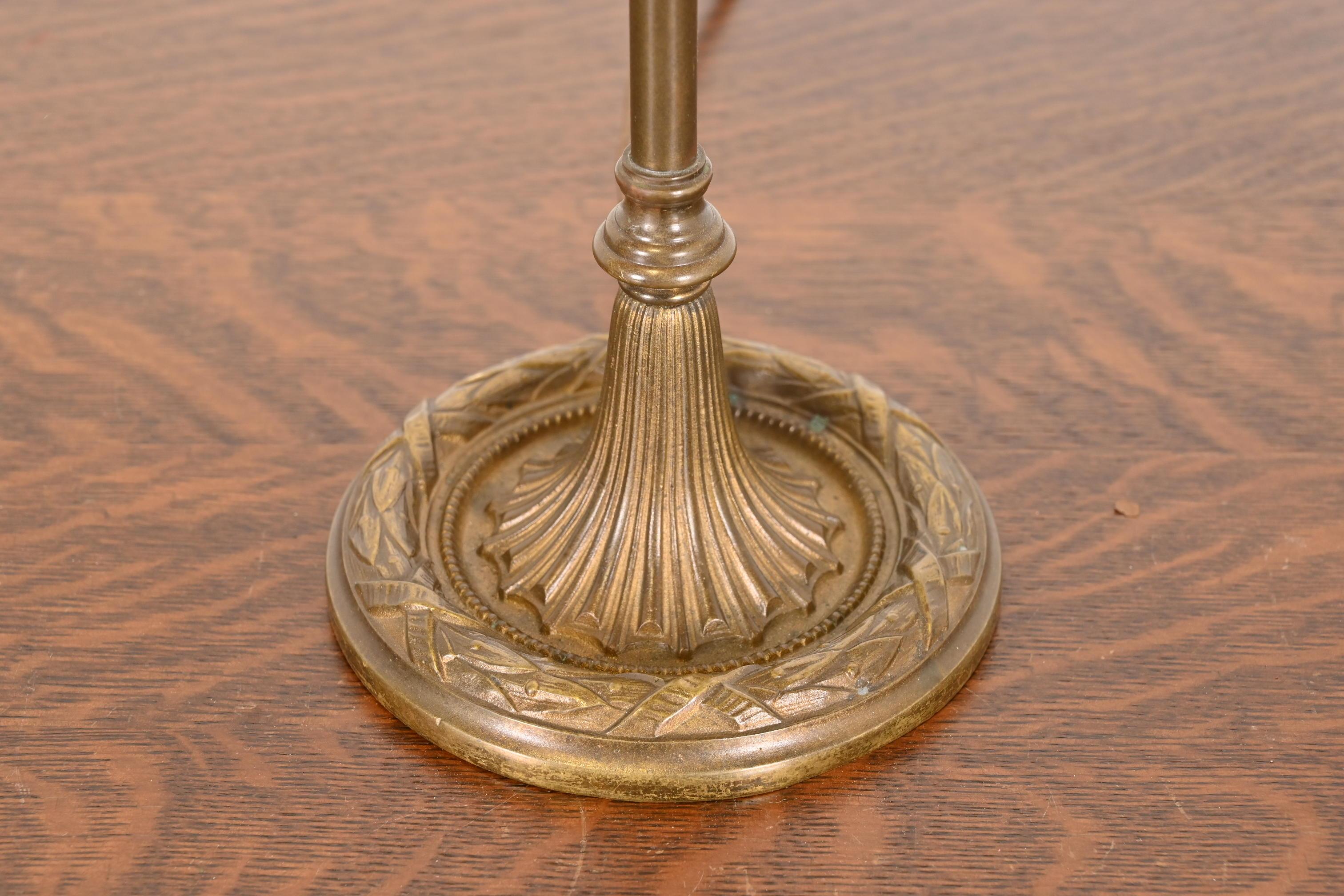 Bradley & Hubbard Arts and Crafts Harp Desk Lamp or Table Lamp, Circa 1920s For Sale 3
