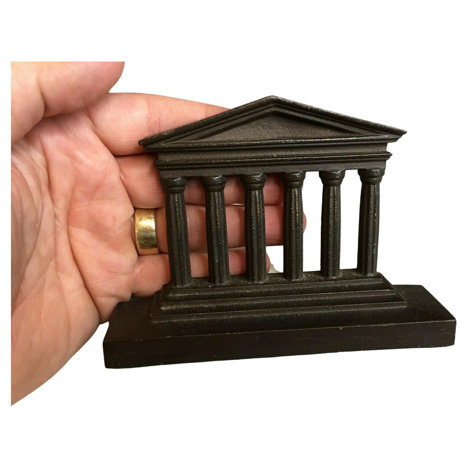 Antique
Bradley and Hubbard
Two matching bookends
Neoclassical design of a federal building (assumed to be either the Abraham or Jefferson Memorial Buildings of D.C)
Very fine detail
Lovely patina 

Bradley and Hubbard, “Masters of