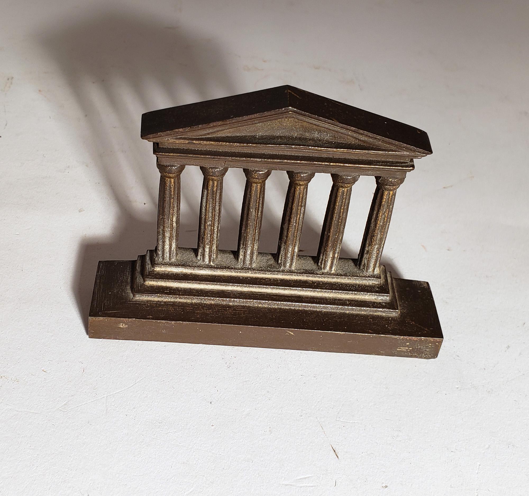 American Craftsman Bradley & Hubbard Serre-livres - Colonnes et arcs de temples grecs anciens en vente