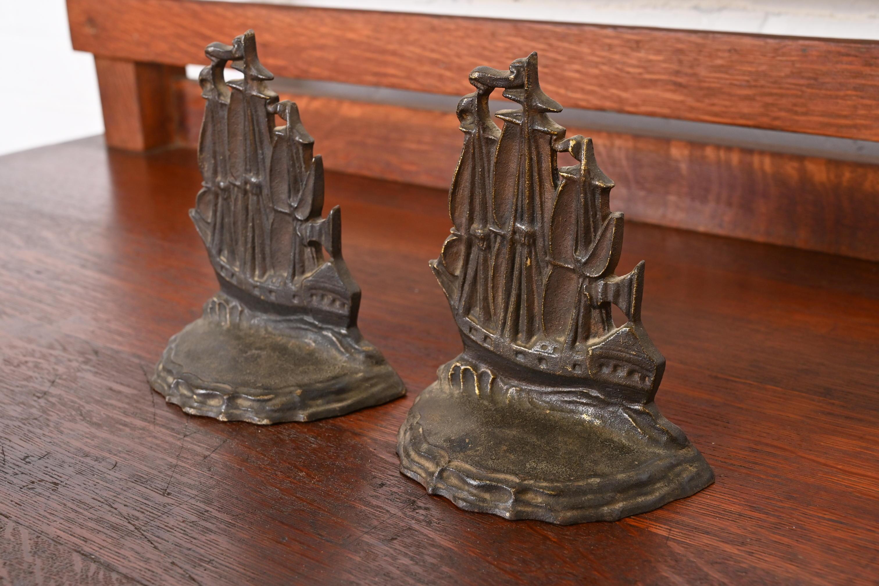 Bradley & Hubbard Clipper Ship Cast Iron Bookends, 1920s In Good Condition For Sale In South Bend, IN