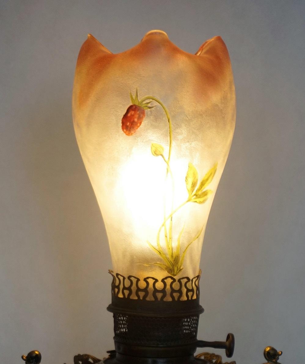 Bradley & Hubbard Kerosine Lamp with Hand Painted Hurricane Glass, Electrified For Sale 2