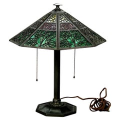 Bradley & Hubbard Signed Arts & Crafts 3-Tone Slag Glass Table Lamp c1920