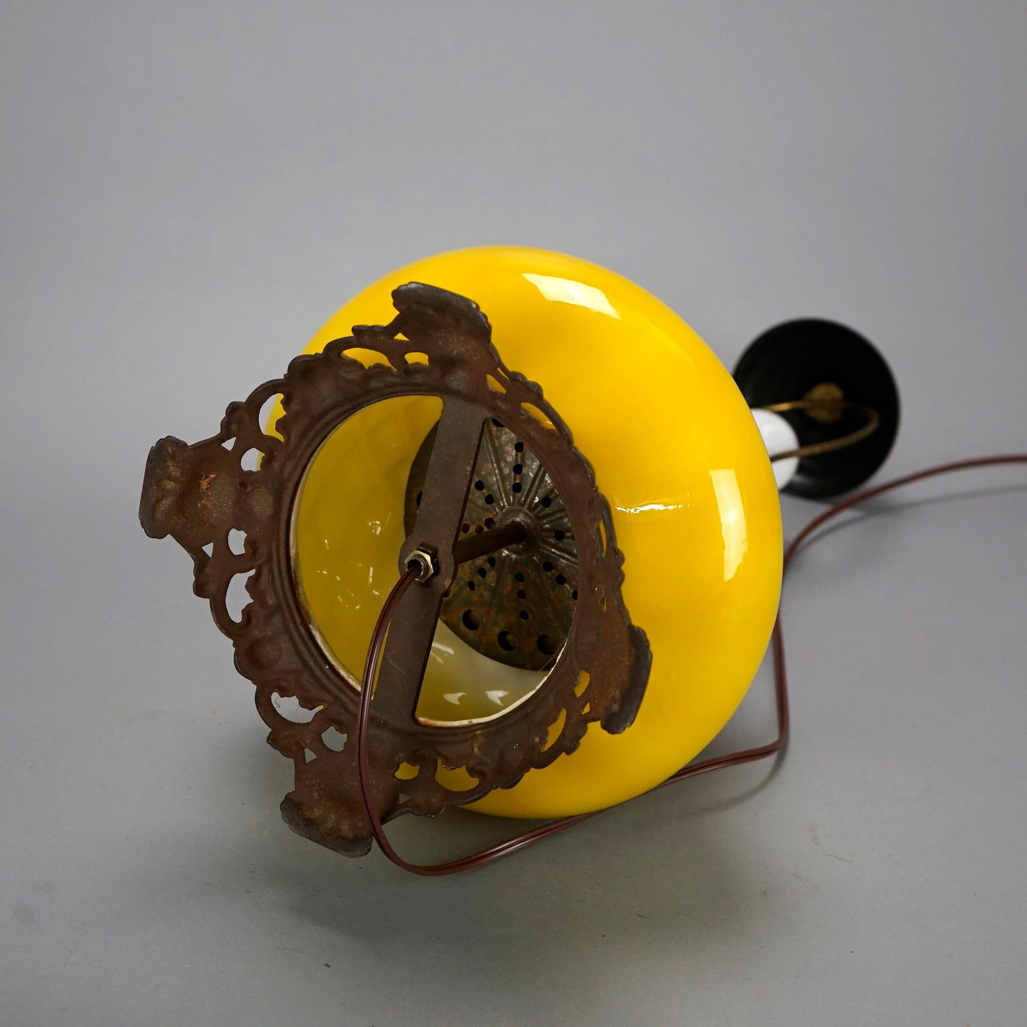 Bradley & Hubbard Style Arts & Crafts Lamp, Lemon Quilt Base & Polychrome Shade 7