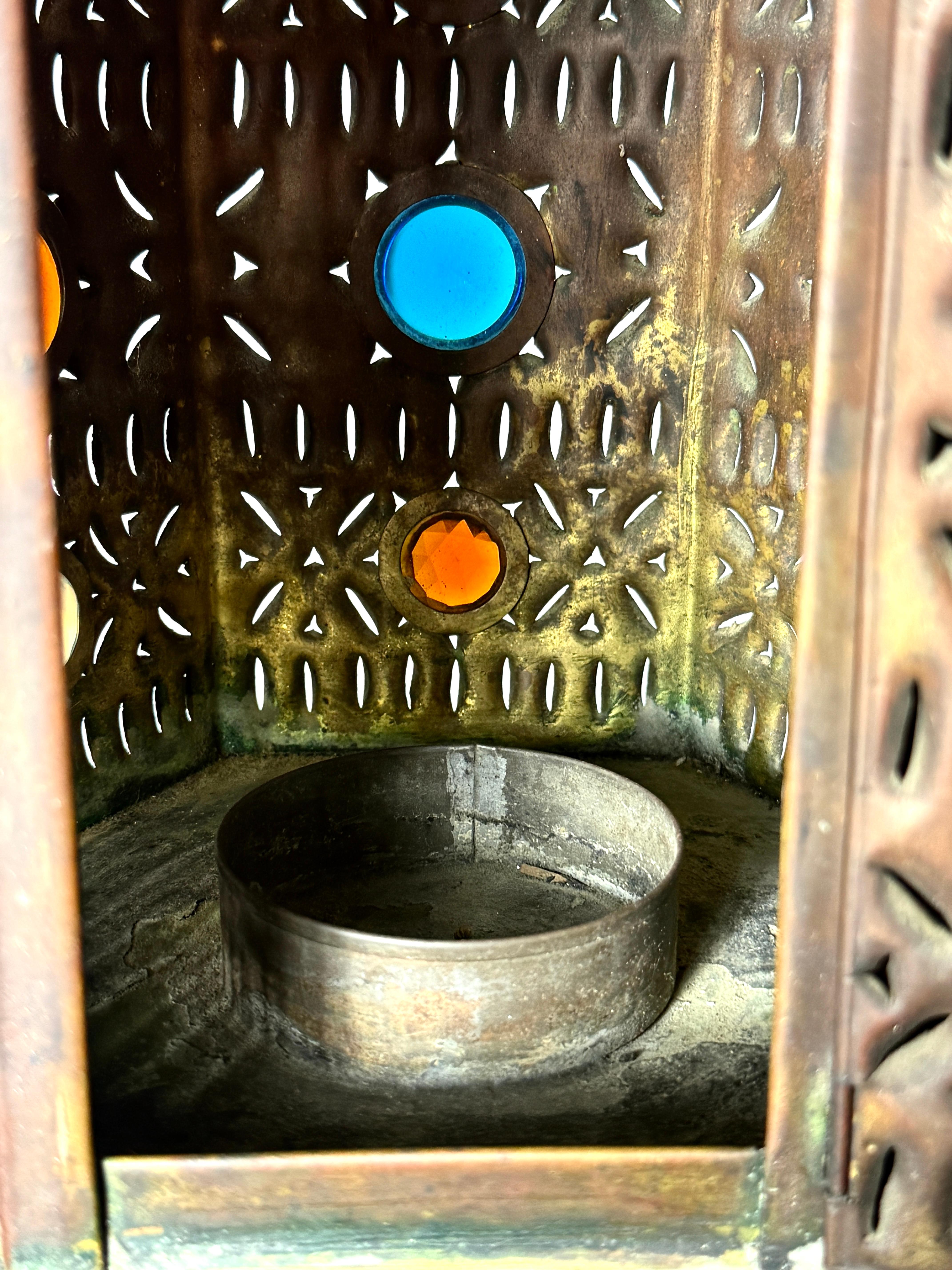 Farol colgante de latón perforado estilo Bradley & Hubbard Aesthetic Movement Estadounidense en venta