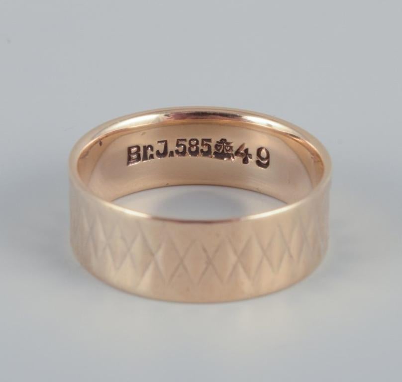 Bræmer Jensen, Danish goldsmith. 14 karat gold ring in modernist design. In Excellent Condition In bronshoj, DK