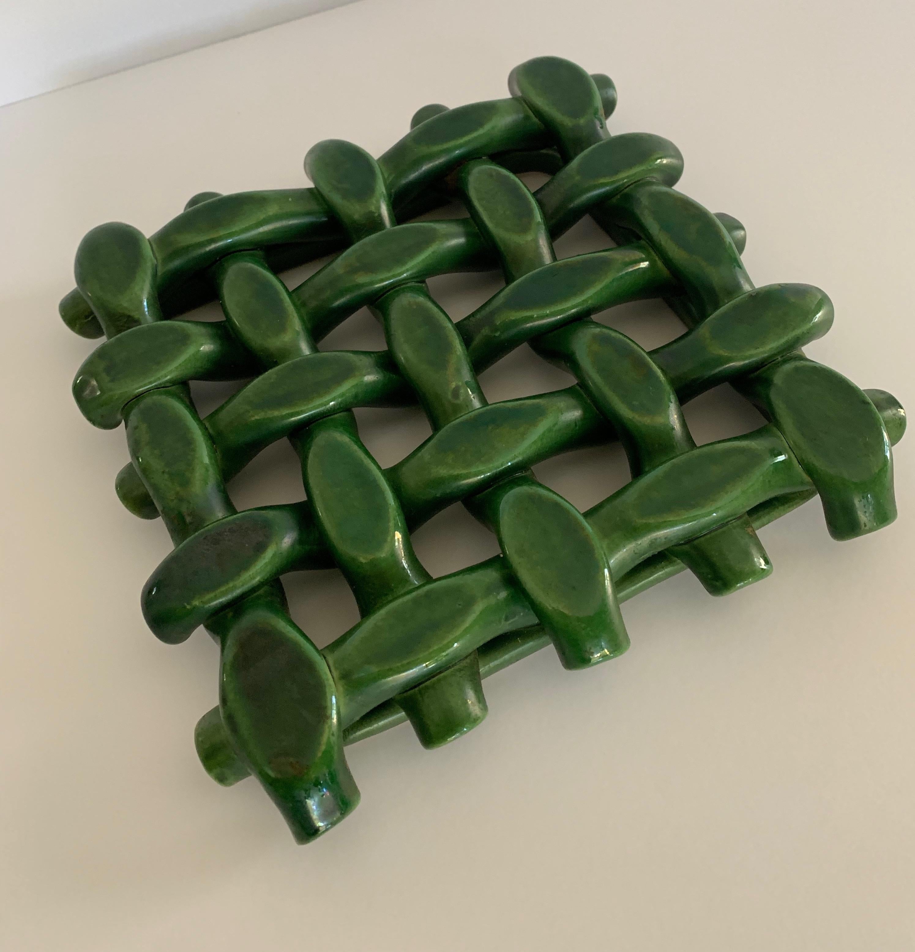 Take the heat off with this attractive green trivet with a lattice fit for a pie! simple and sophisticated for the baker with style.