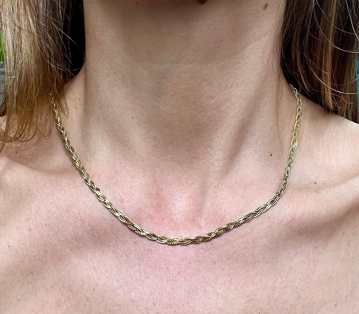 Braided Quadra Link Wheat Chain Necklace in 14 Karat Gold In Good Condition In Towson, MD