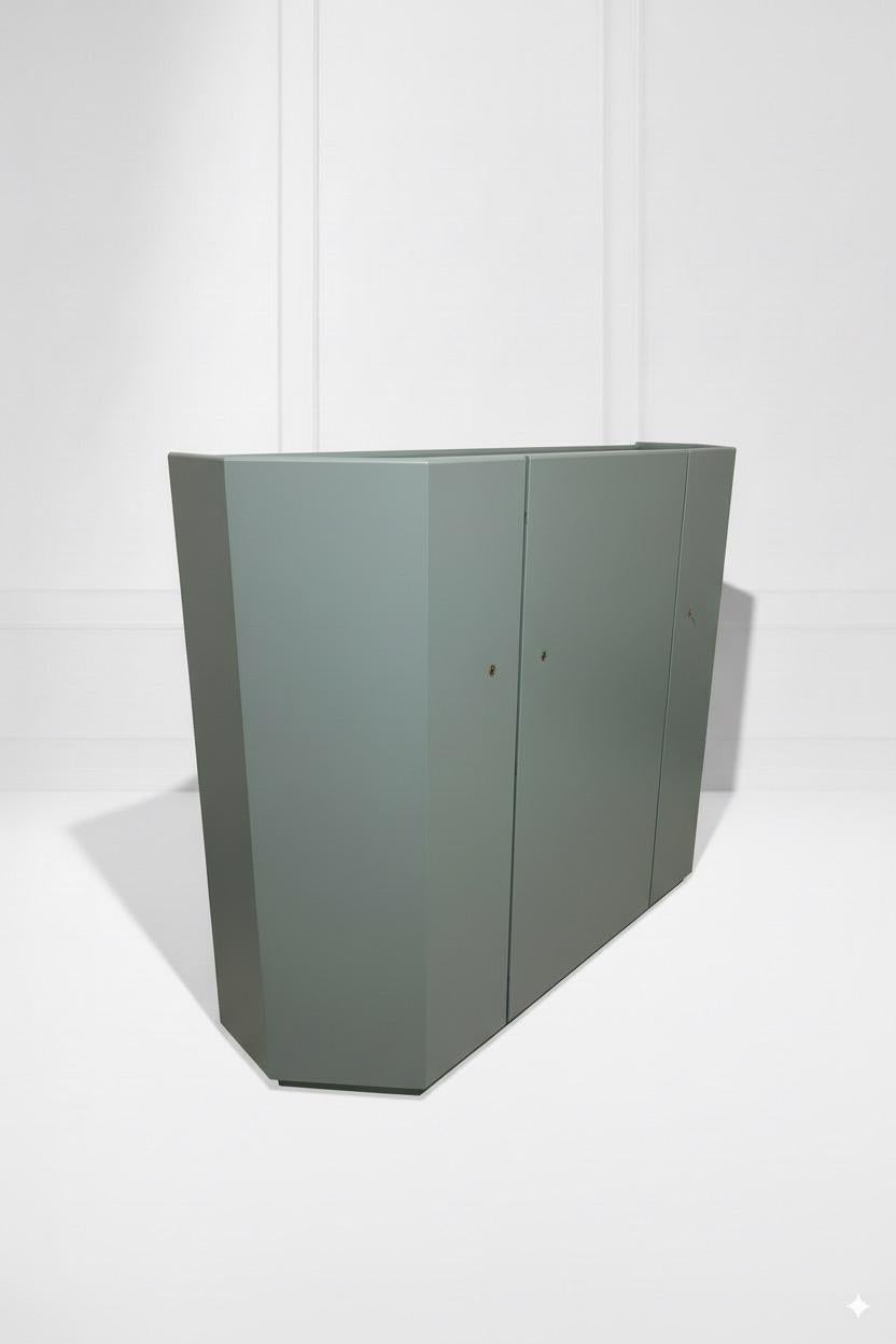 Bramante Lacquered Sideboard by Kazuhide Takahama for Ultrazionale, Gavina Lacado en venta