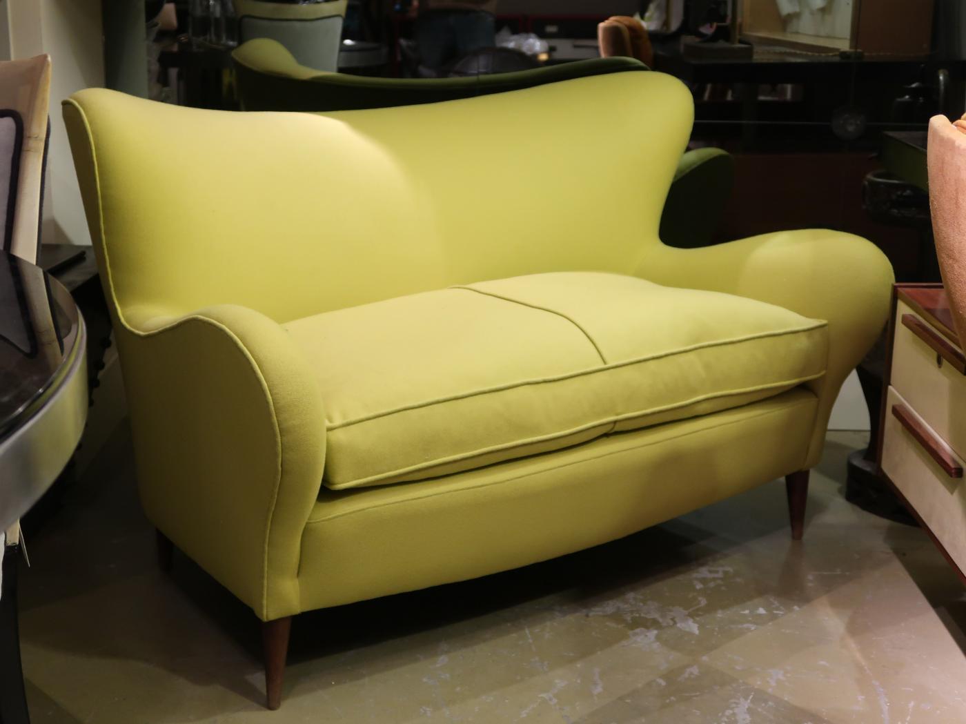 Mid-Century Modern Brambilla, Green Wool and Wood Legs Midcentury Italian Sofa, 1960 For Sale