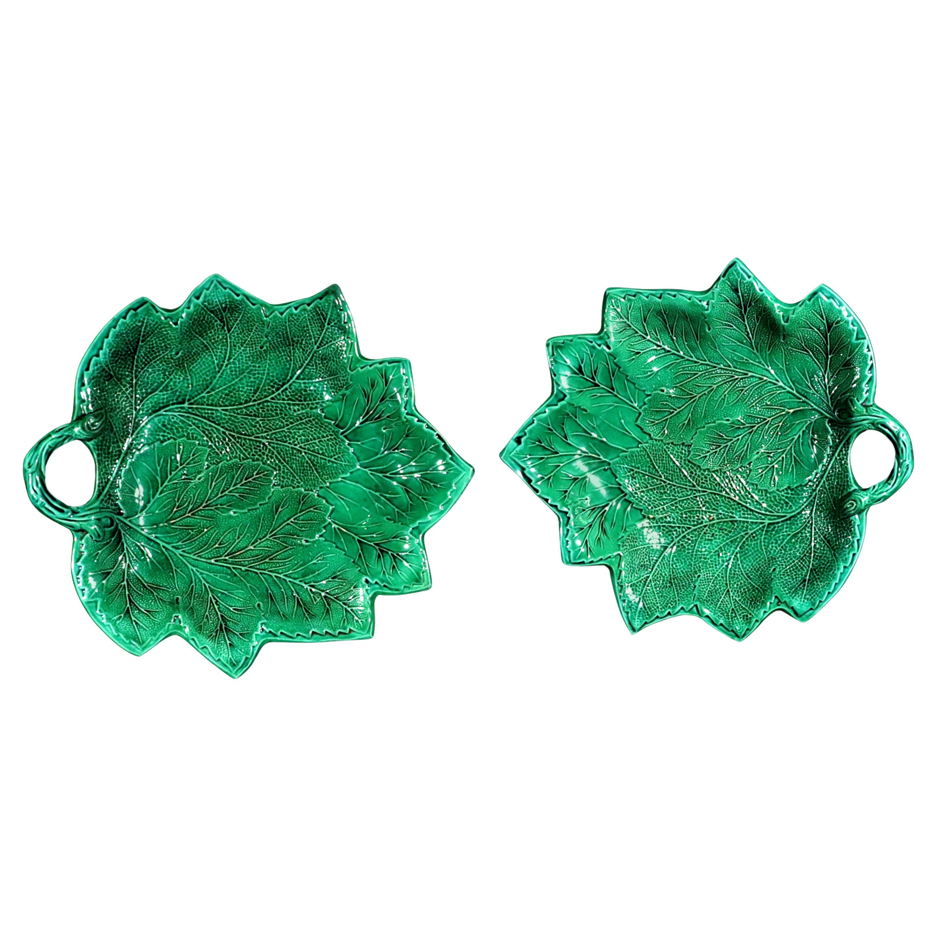 Brameld Green-Glazed Molded Leaf Dishes, Pair, Yorkshire, Circa 1820–1835 For Sale