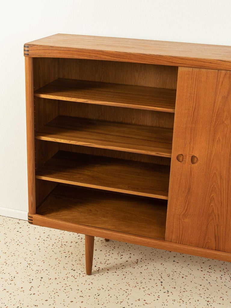 Bramin Highboard from the 1960s in Teak Veneer designed by H.W. Klein, Denmark In Good Condition For Sale In Neuss, NW