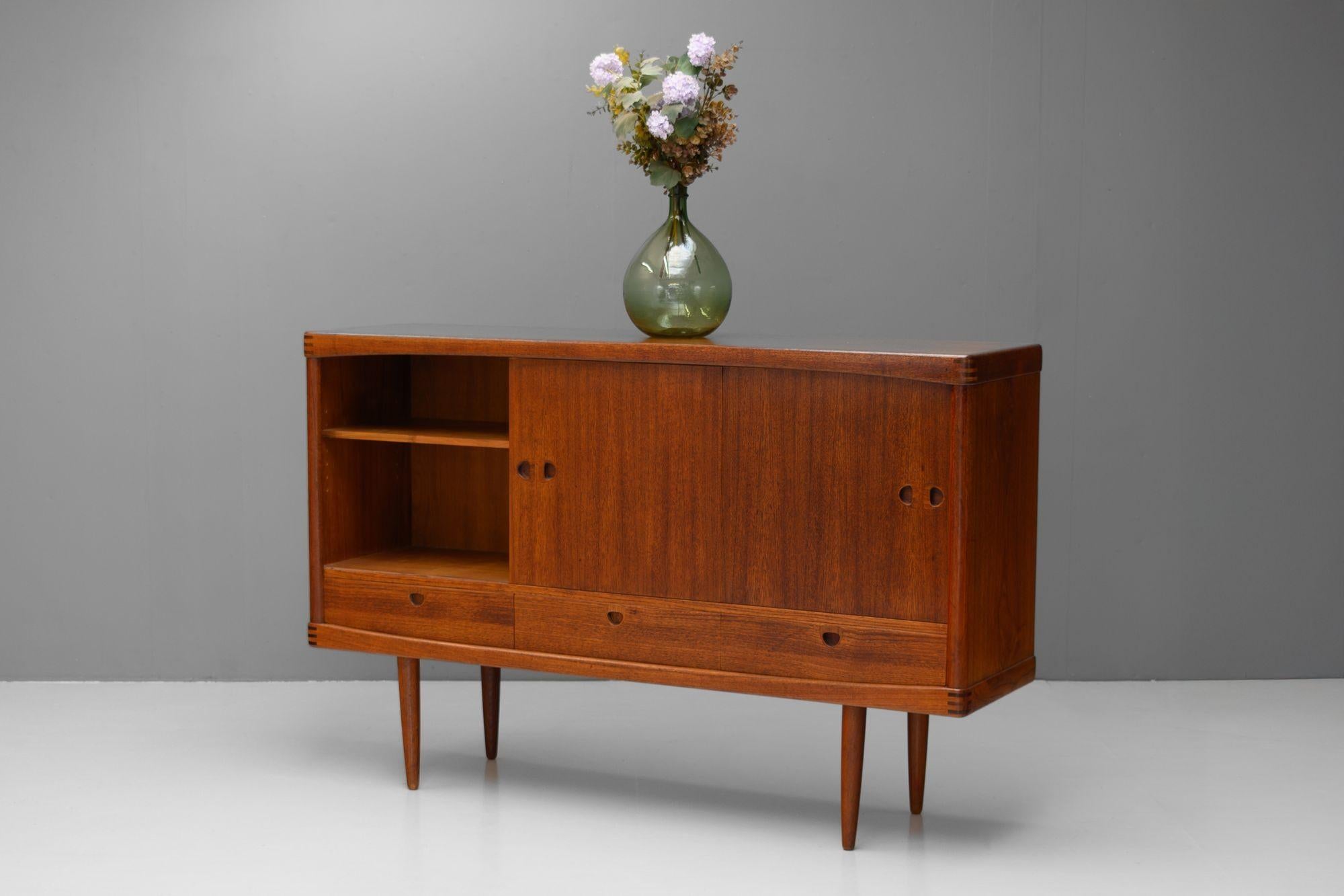 Bramin Sideboard In Good Condition For Sale In London, England