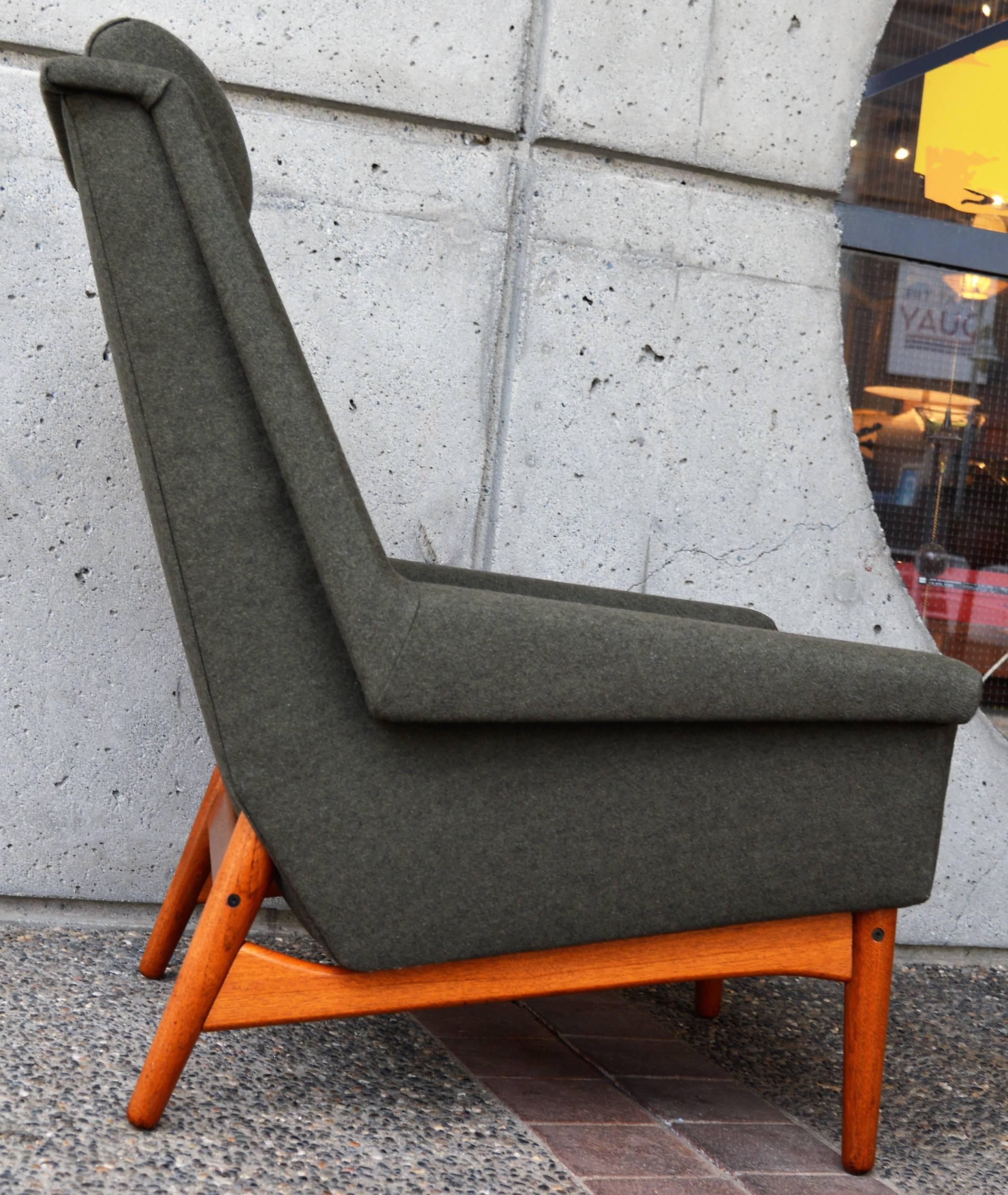 Bramin Teak Base High Back Lounge Chair in Olive Green Felted Wool, Denmark 3