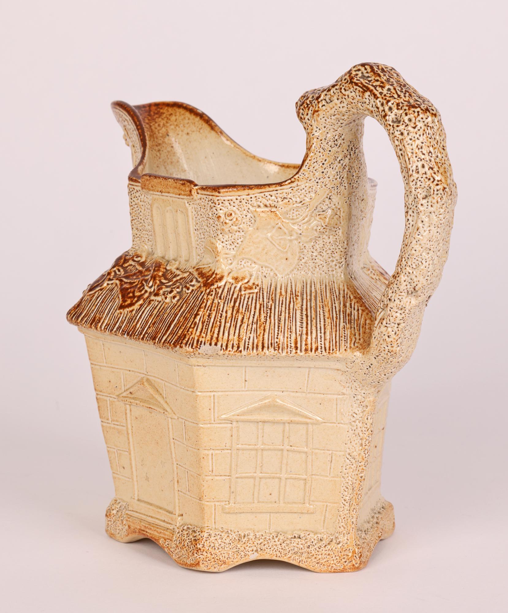 Brampton - Grande cruche de table anglaise rare en forme de cottage, émaillée au sel et datant de l'époque médiévale en vente 4
