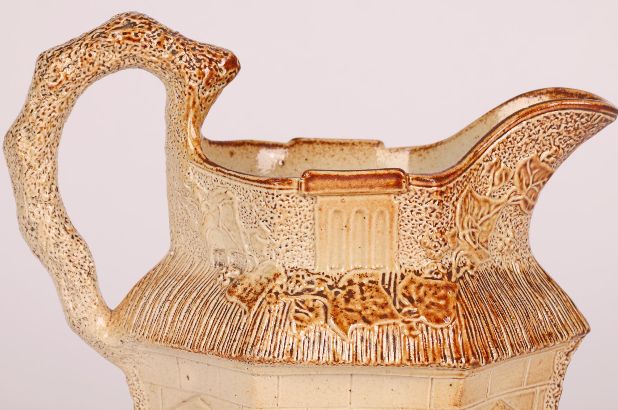 Anglais Brampton - Grande cruche de table anglaise rare en forme de cottage, émaillée au sel et datant de l'époque médiévale en vente
