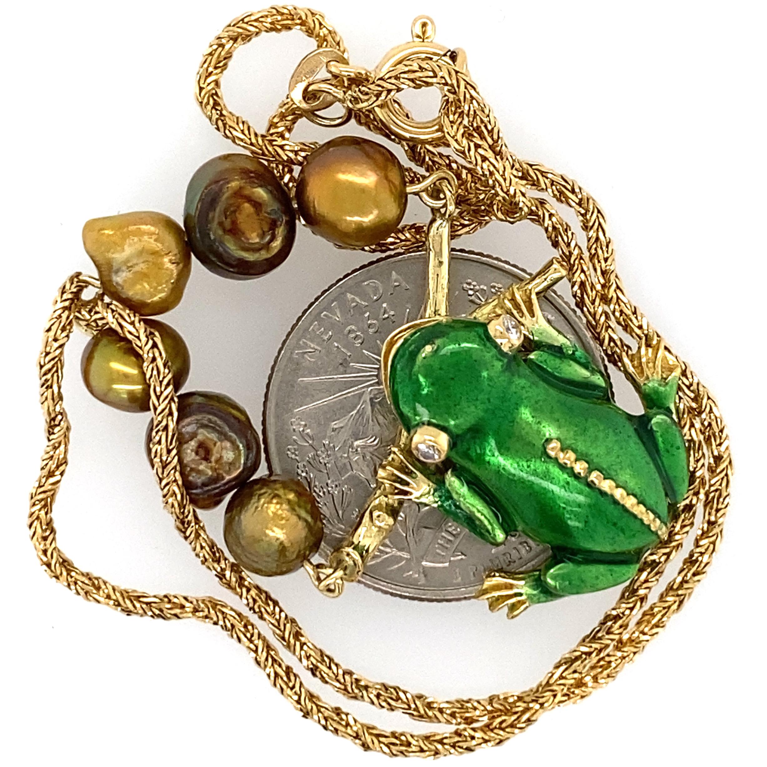 „Branch Manager“ Emaille-Halskette mit Frosch-Anhänger aus 18 Karat Gold im Angebot 7