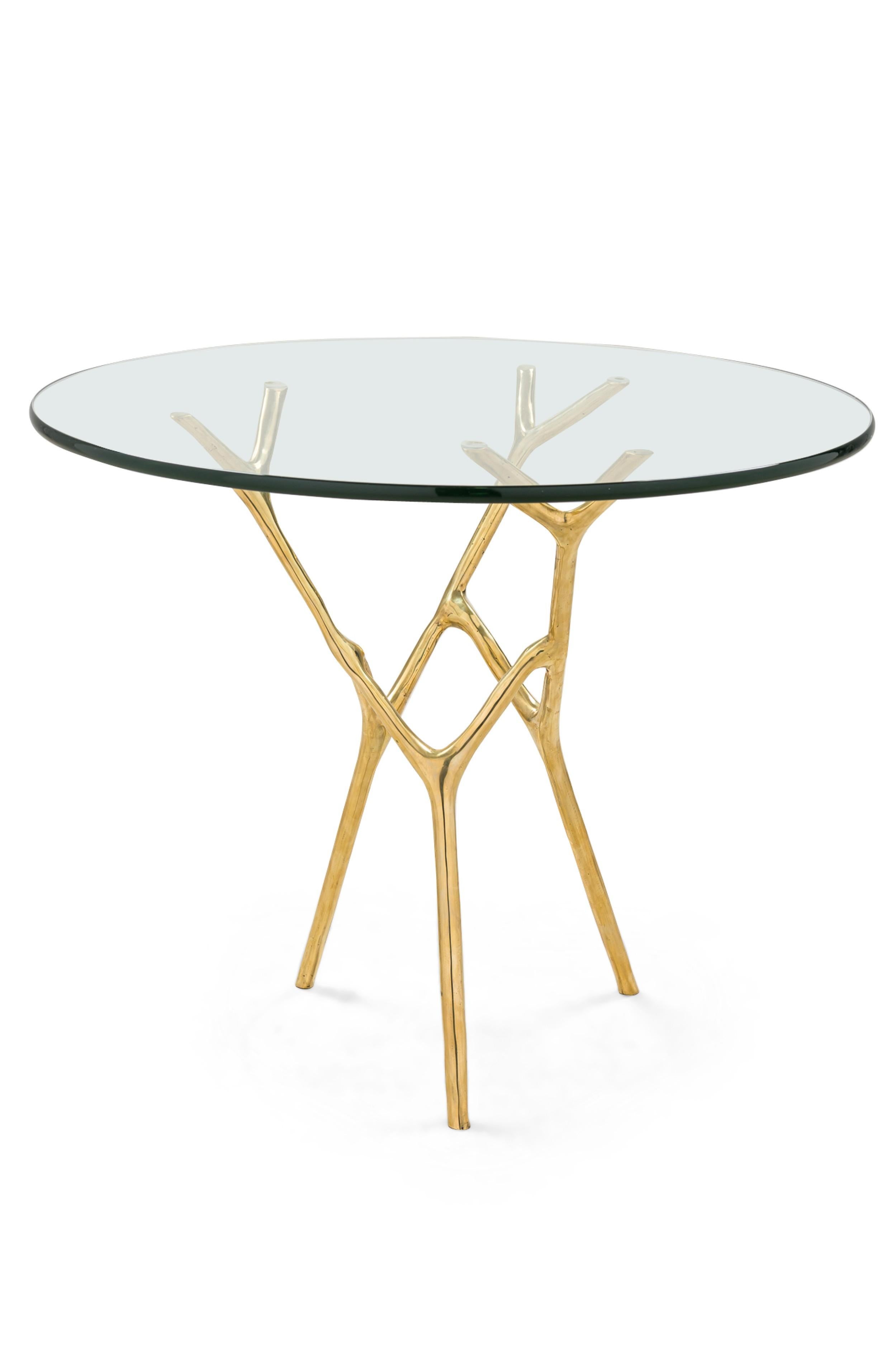 Asiatique Table d'appoint / de chevet The Moderns en bronze poli et verre en forme de branche en vente
