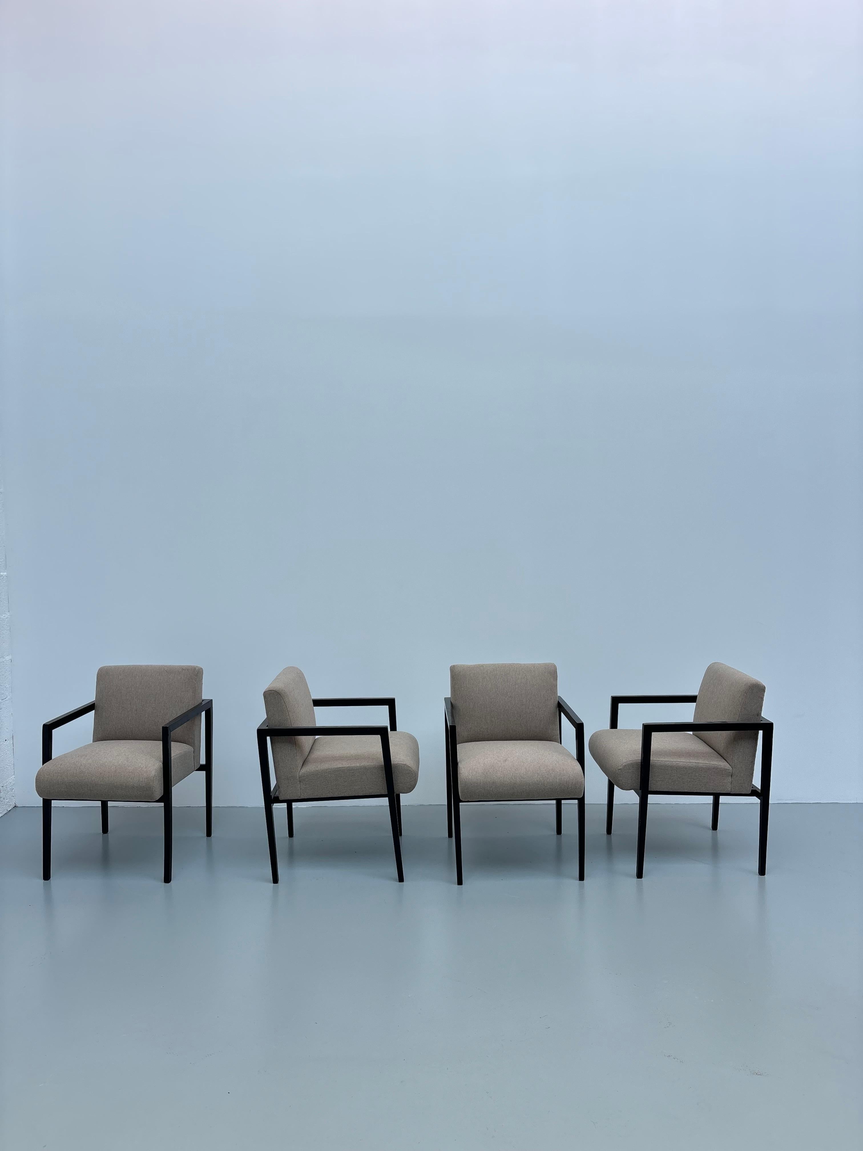 Branco & Preto armchairs model n R3 For Sale 10