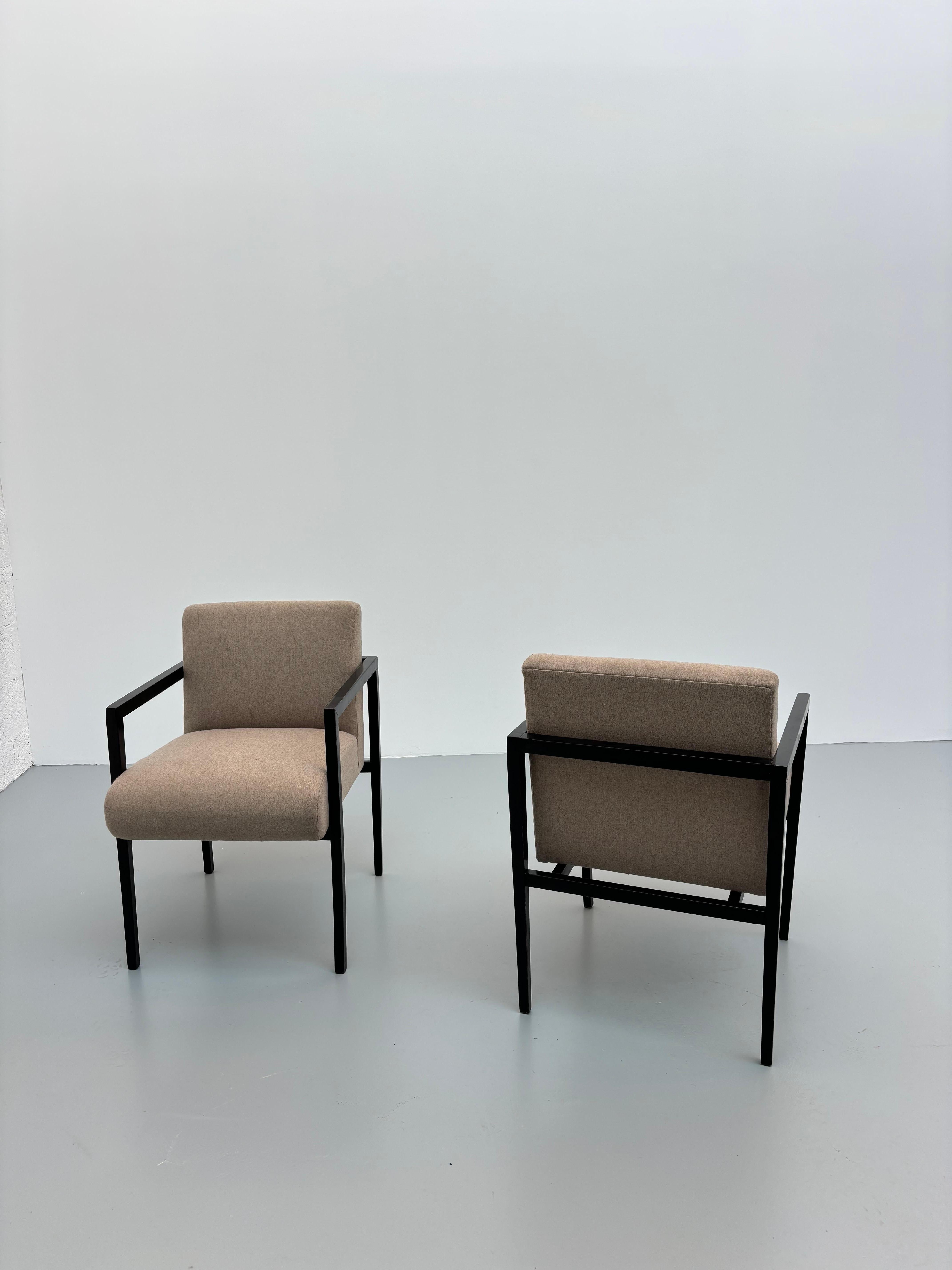 Mid-20th Century Branco & Preto armchairs model n R3 For Sale