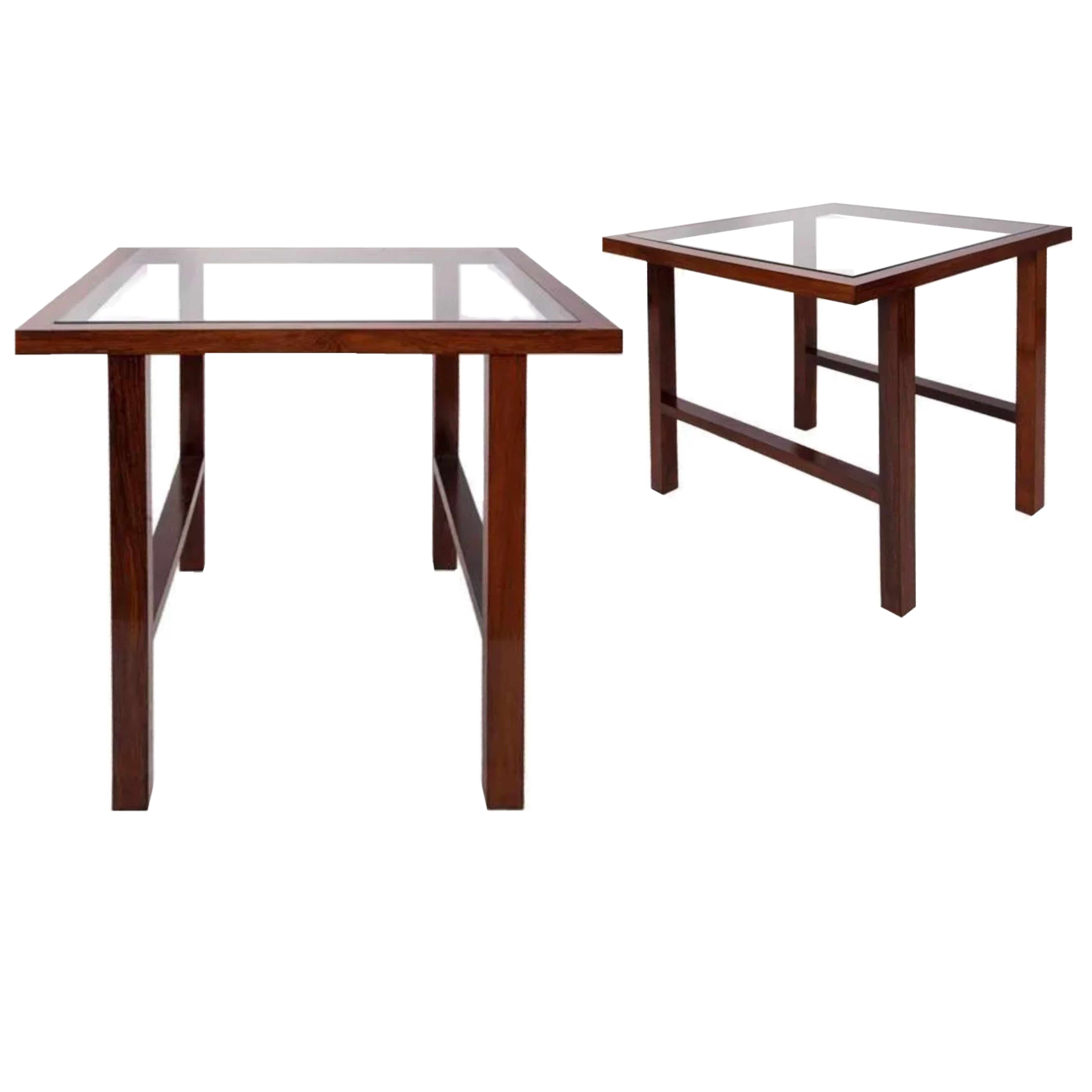 Branco & Preto Brazilian Mid-Century Modern side table with glass top set in Caviuna wood frame. 21.5