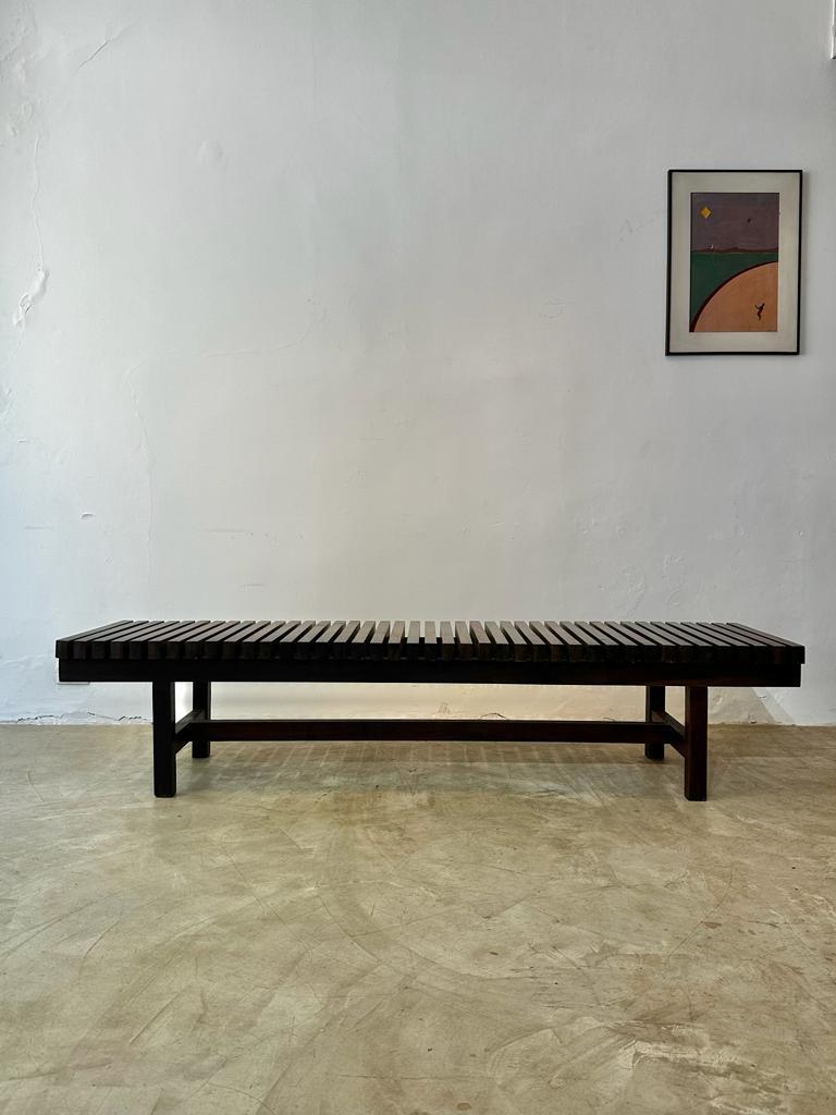 Brazilian Branco & Preto. Mid-Century Modern Slatted Bench in Imbúia Wood For Sale