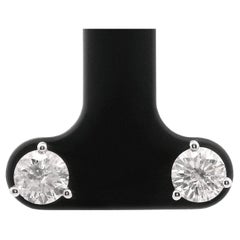 Brand New 1.55cttw Natural Diamond Stud Ears in 14k White Gold (Boucles d'oreilles en or blanc 14k)