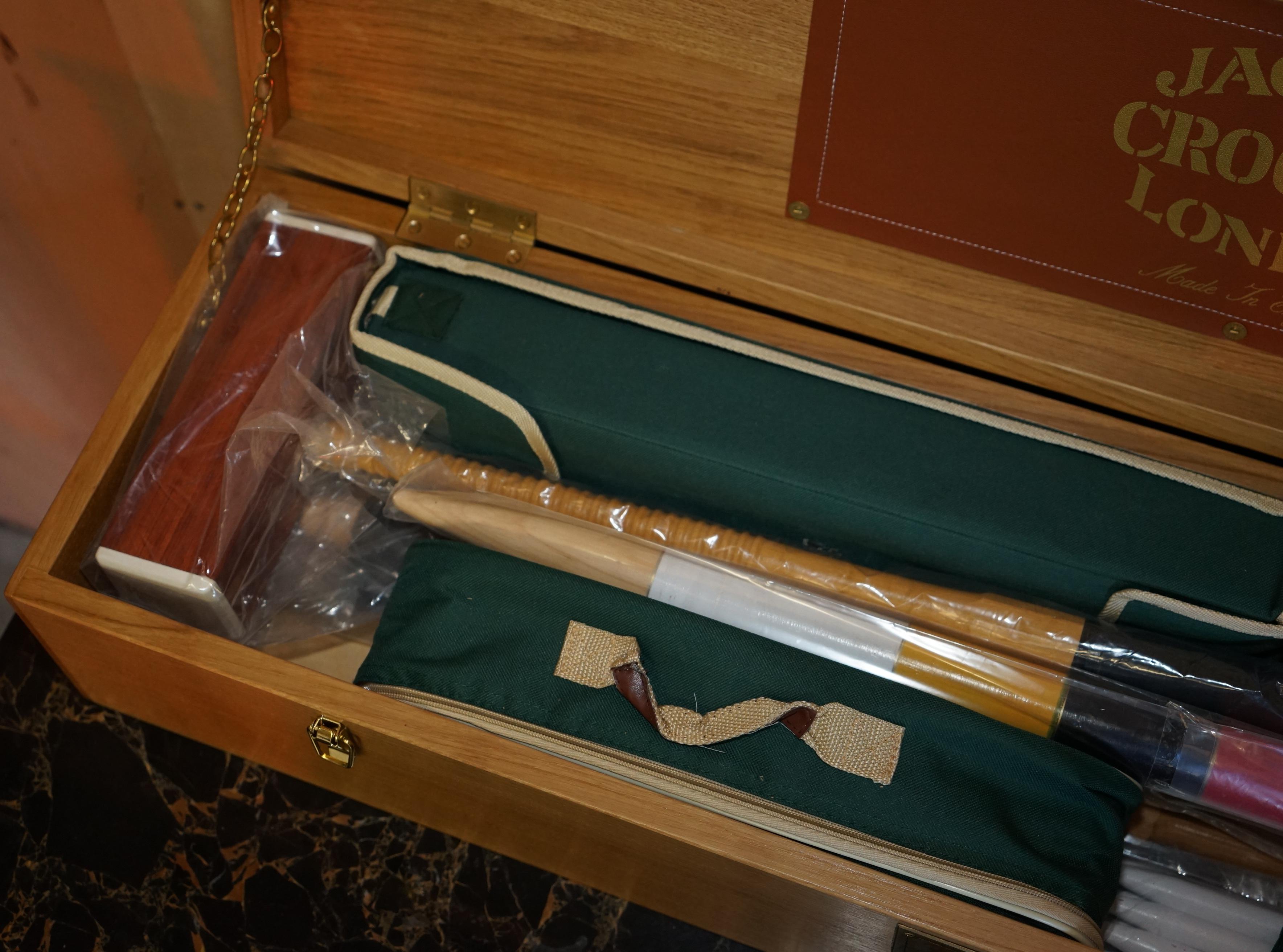 BRAND NEW 2009 LTD EDITION SOLD OUT JAQUES CHAMPIONSHiP CROQUET SET im Angebot 8