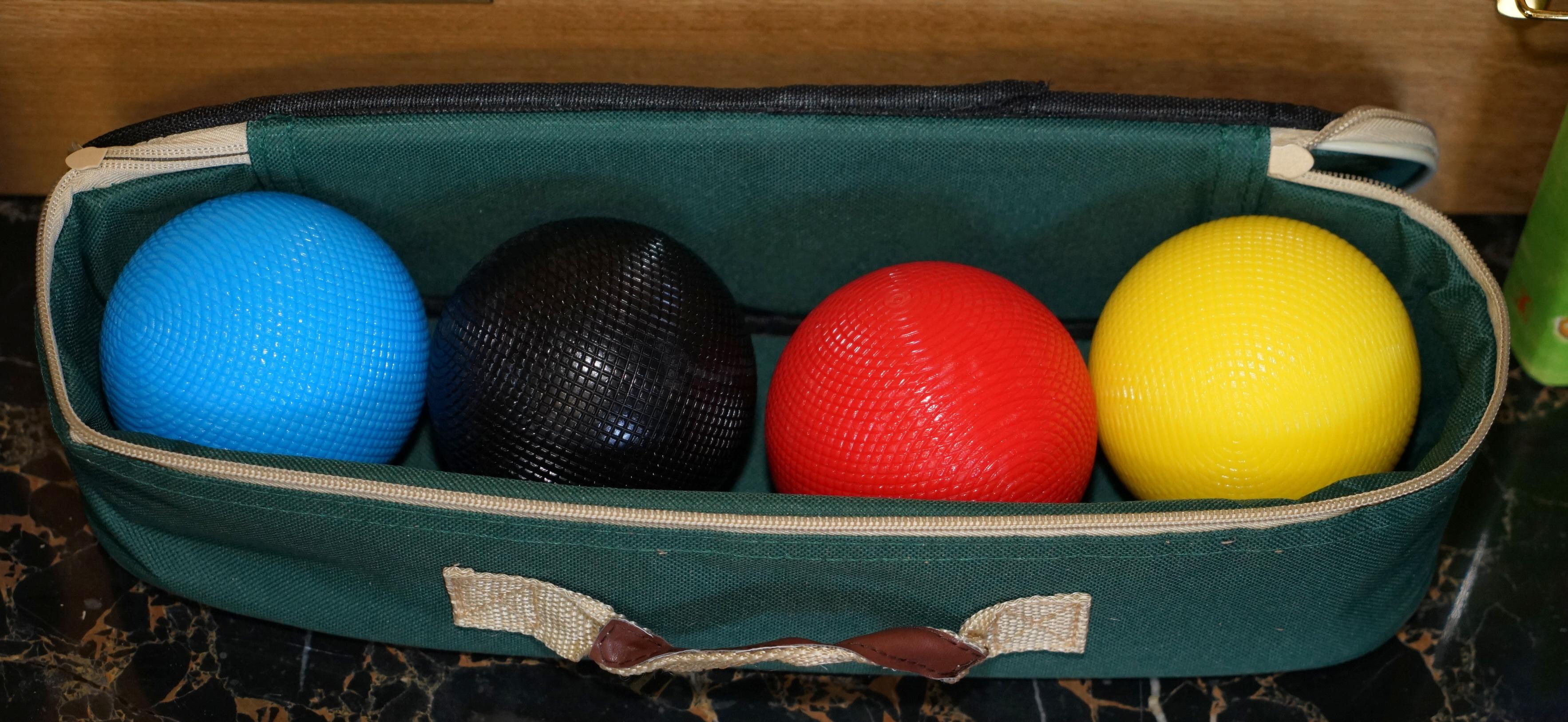 BRAND NEW 2009 LTD EDITION SOLD OUT JAQUES CHAMPIONSHiP CROQUET SET im Zustand „Gut“ im Angebot in West Sussex, Pulborough