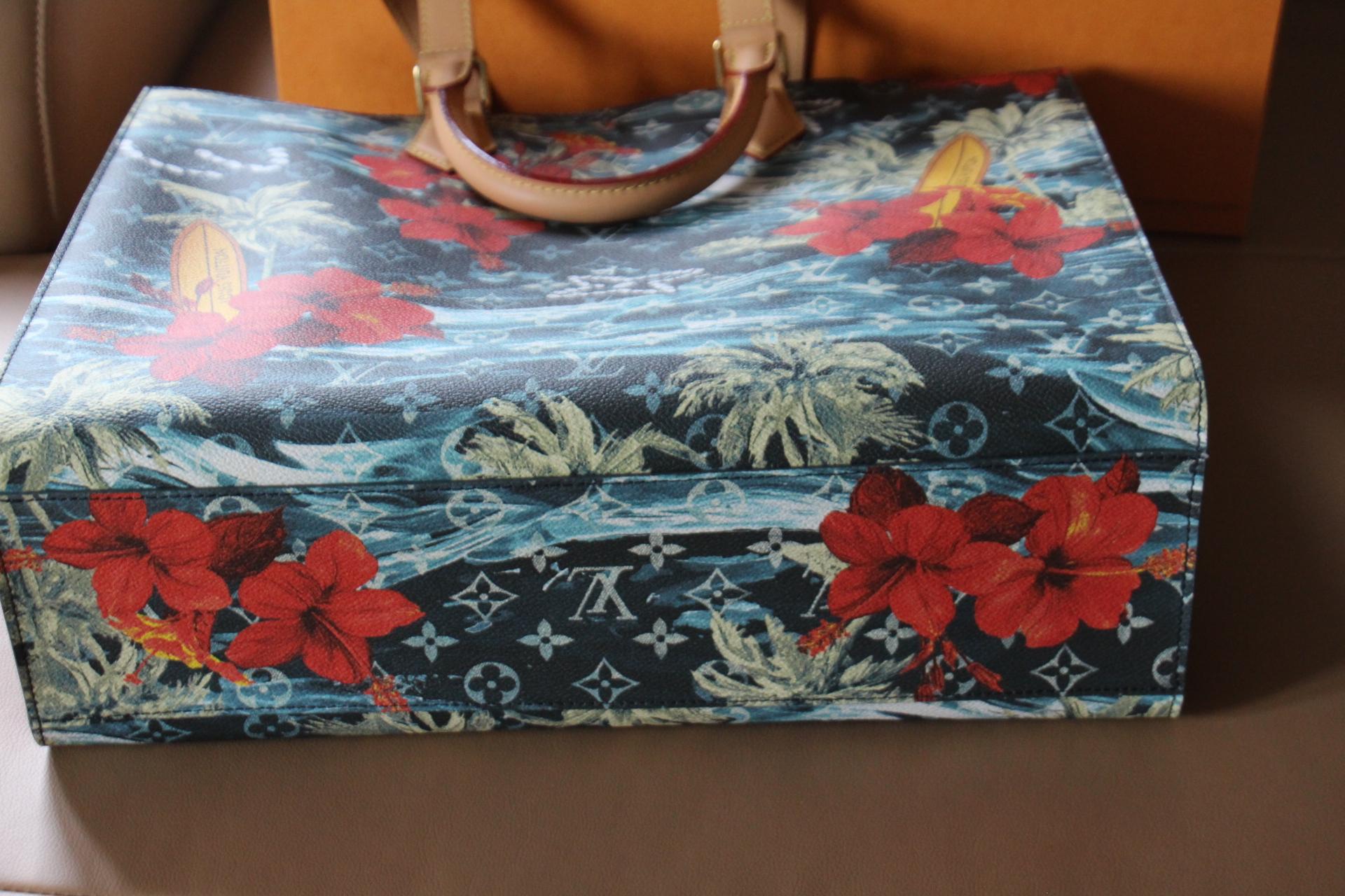 Brand New 2024 Limited Edition Louis Vuitton Sac Plat With MonogramSurfin Canvas For Sale 10