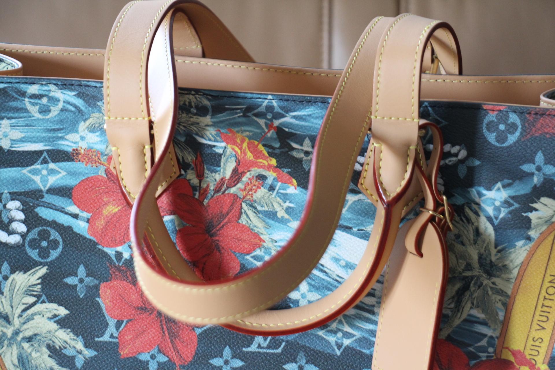 Brand New 2024 Limited Edition Louis Vuitton Sac Plat With MonogramSurfin Canvas For Sale 1