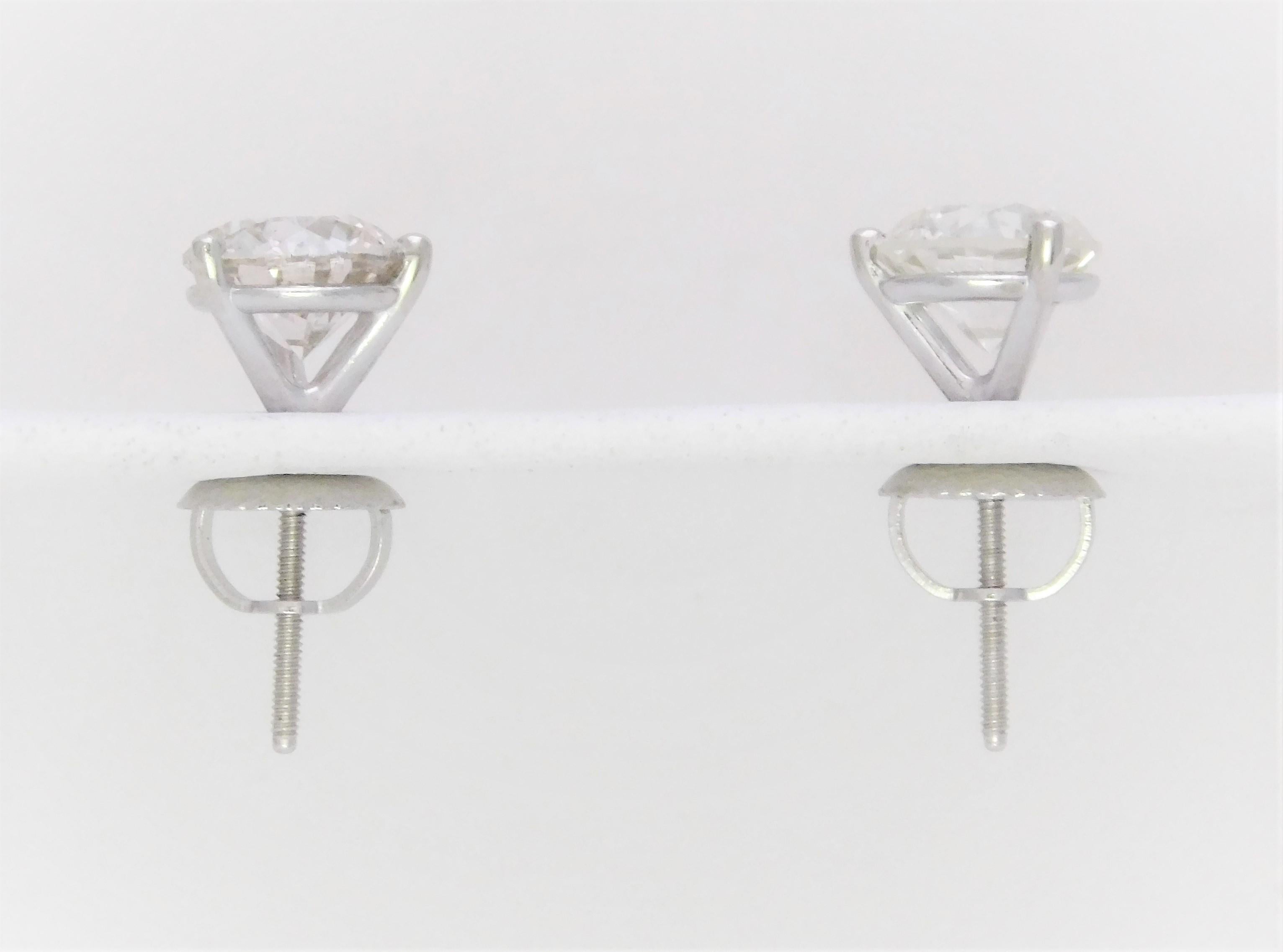 Women's Brand New 2.06 Carat Round Brilliant-Cut Diamond Stud Earrings For Sale