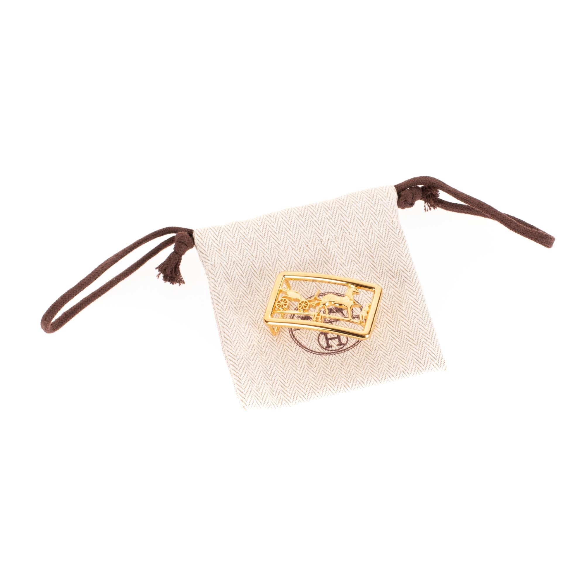 Brand new and from the new collection Hermes Calèche shiny Gold Belt Buckle ! In New Condition In Paris, IDF
