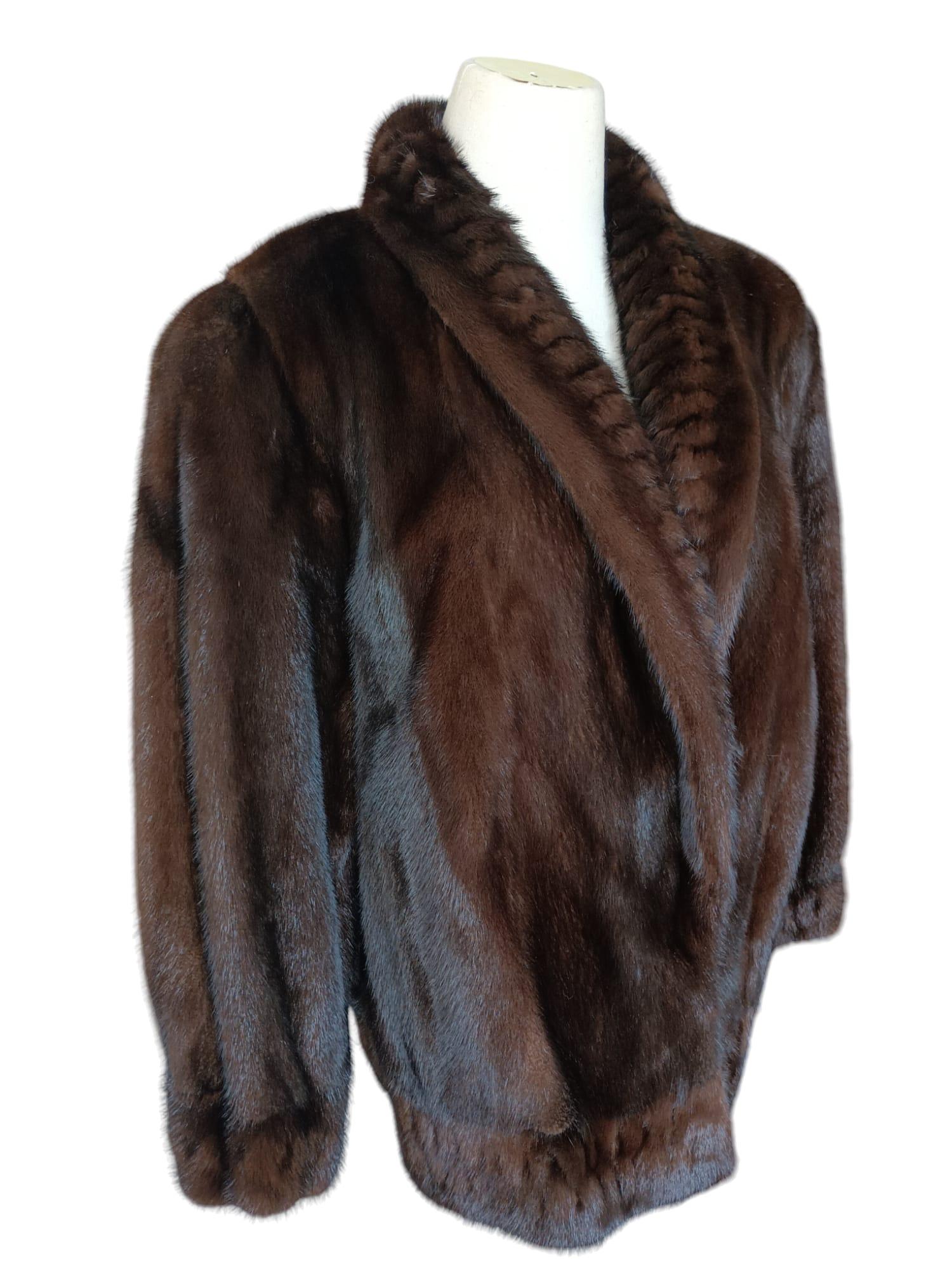 Mint Balenciaga Demi Buff Mink Fur Coat (12-M) For Sale 6