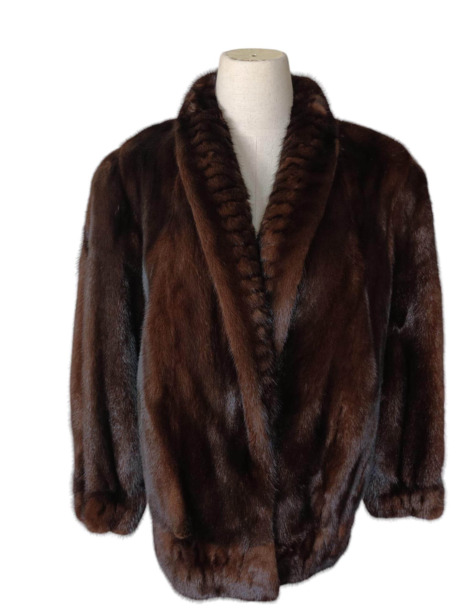 Mint Balenciaga Demi Buff Mink Fur Coat (12-M) For Sale 11