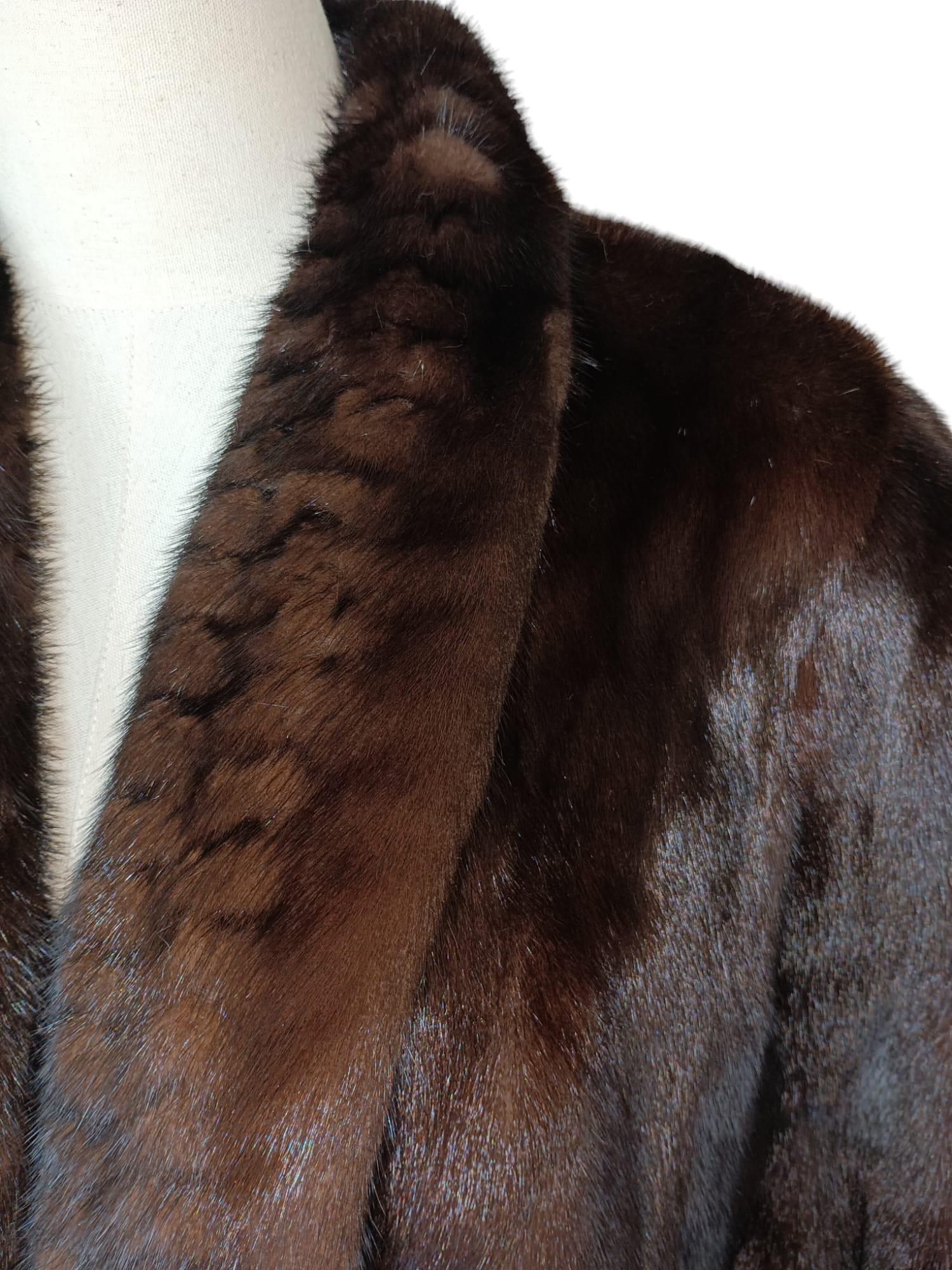 Mint Balenciaga Demi Buff Mink Fur Coat (12-M) In New Condition For Sale In Montreal, Quebec