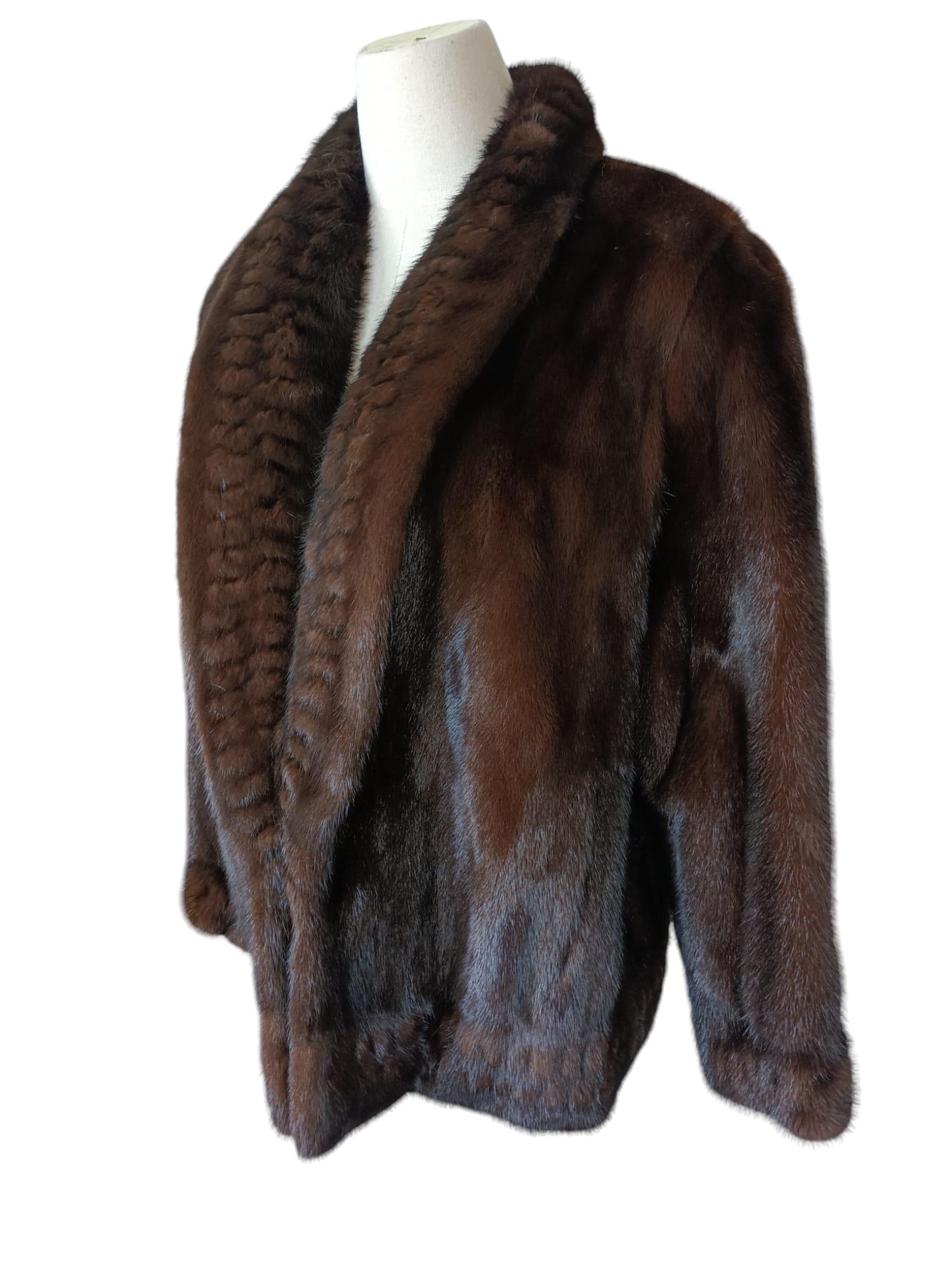 Mint Balenciaga Demi Buff Mink Fur Coat (12-M) For Sale 1
