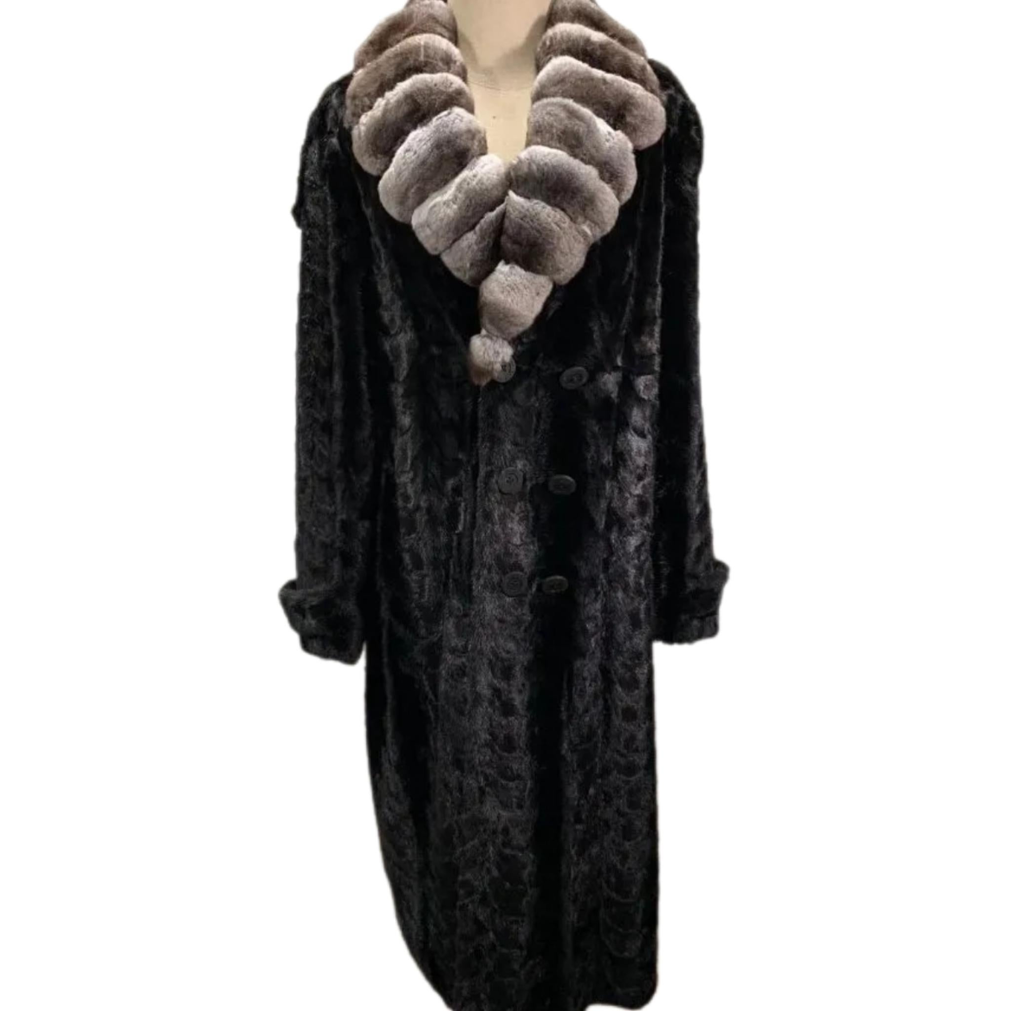 PRODUCT DESCRIPTION:

Brand new luxurious men's Mink fur coat Chinchilla empress fur collar exclusive Blackglama skins 

Condition: Brand New

Closure: Buttons

Color: Black

Material: Mink and chinchilla

Garment type: Coat

Sleeves: