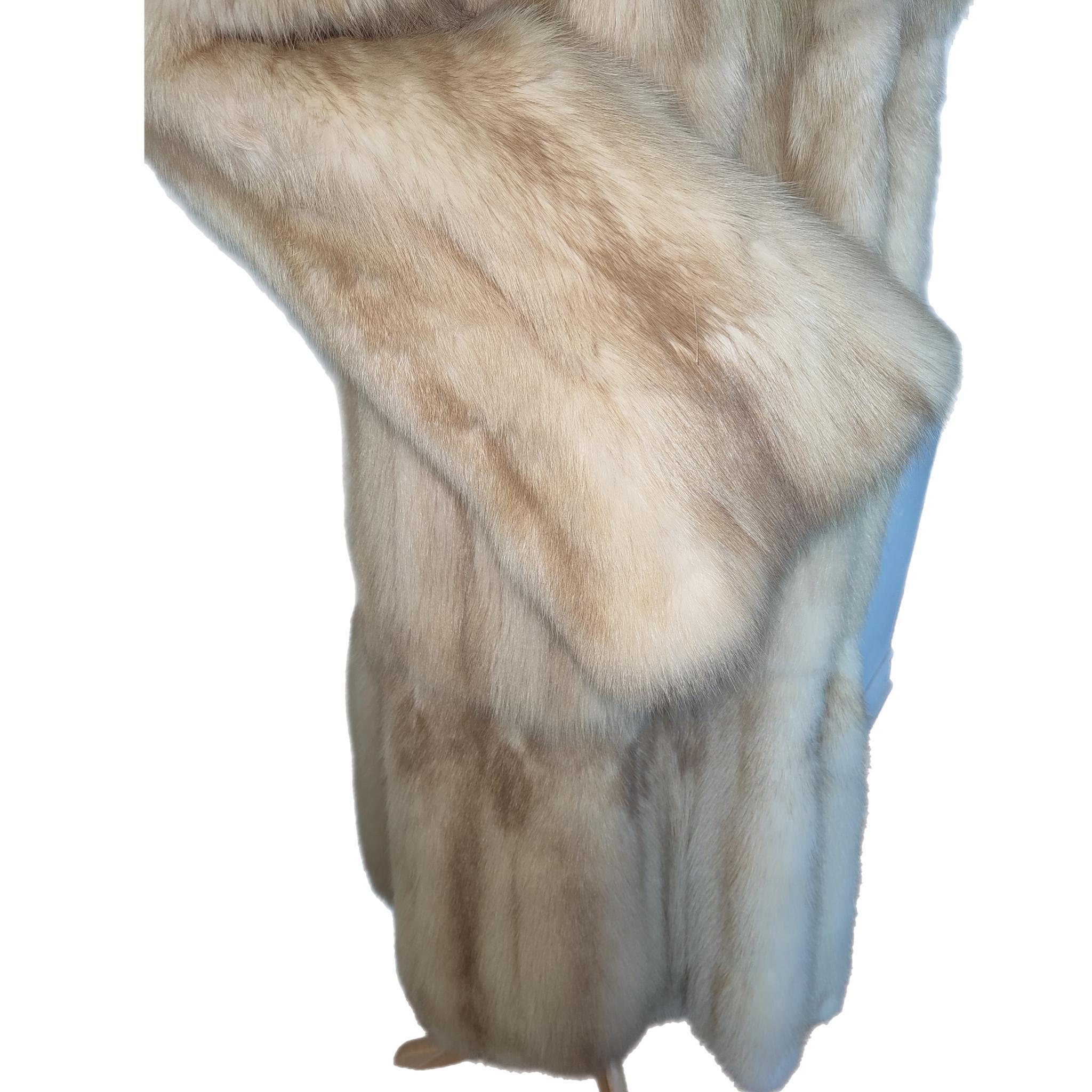Neuf Birger Christensen Golden sable Fur Coat (Size 10/ M) with tag en vente 11