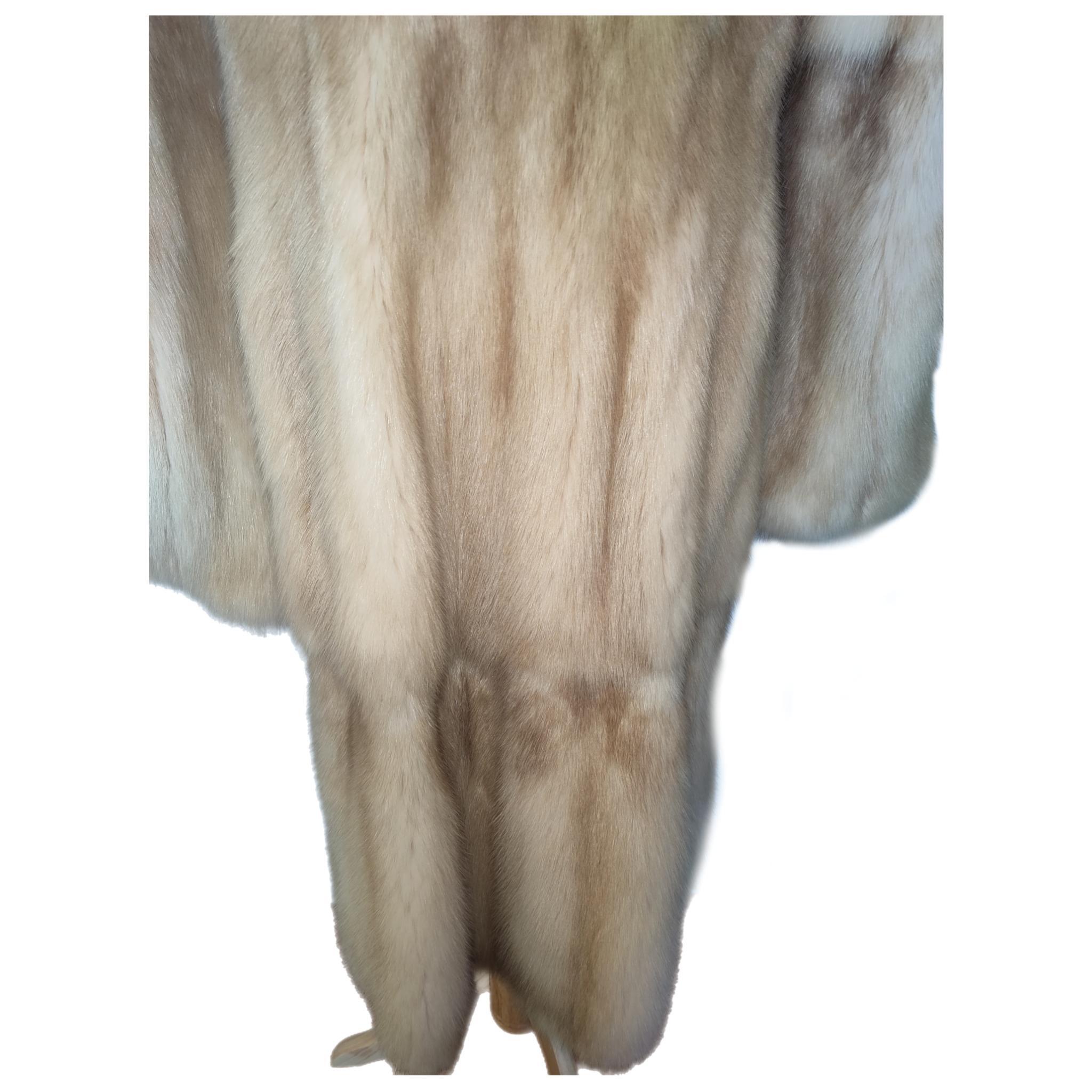Neuf Birger Christensen Golden sable Fur Coat (Size 10/ M) with tag en vente 12