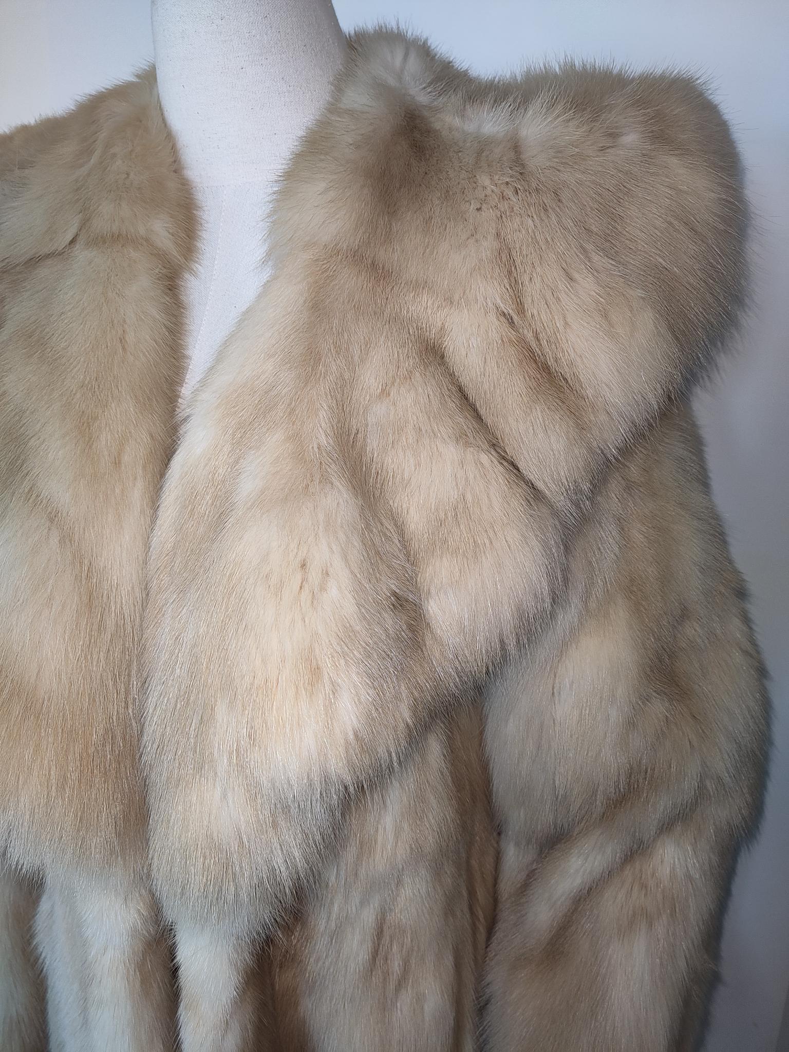 Neuf Birger Christensen Golden sable Fur Coat (Size 10/ M) with tag en vente 2