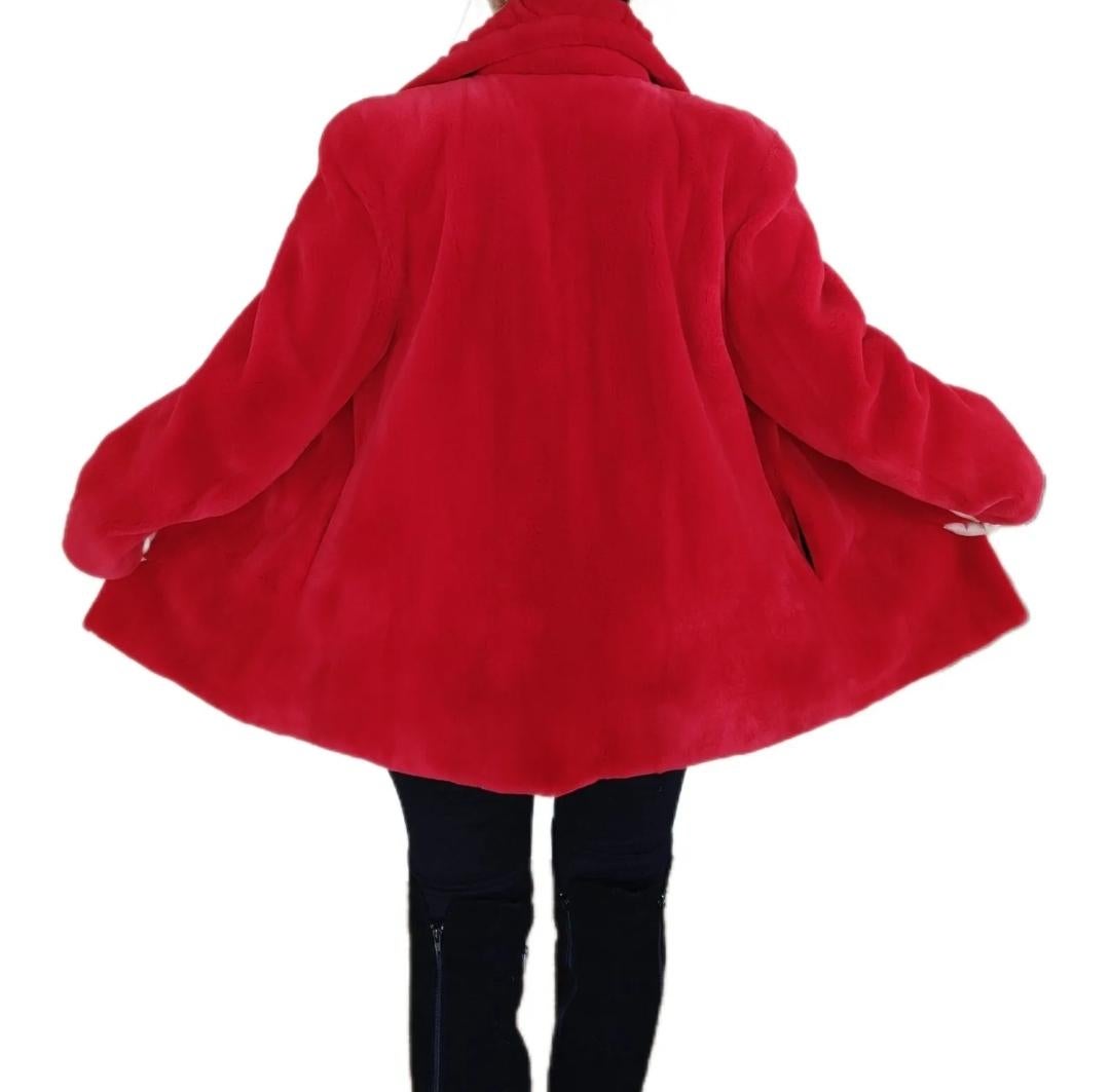 Brand new Birger Christensen manteau de fourrure de vison tondus rouge 12 en vente 8