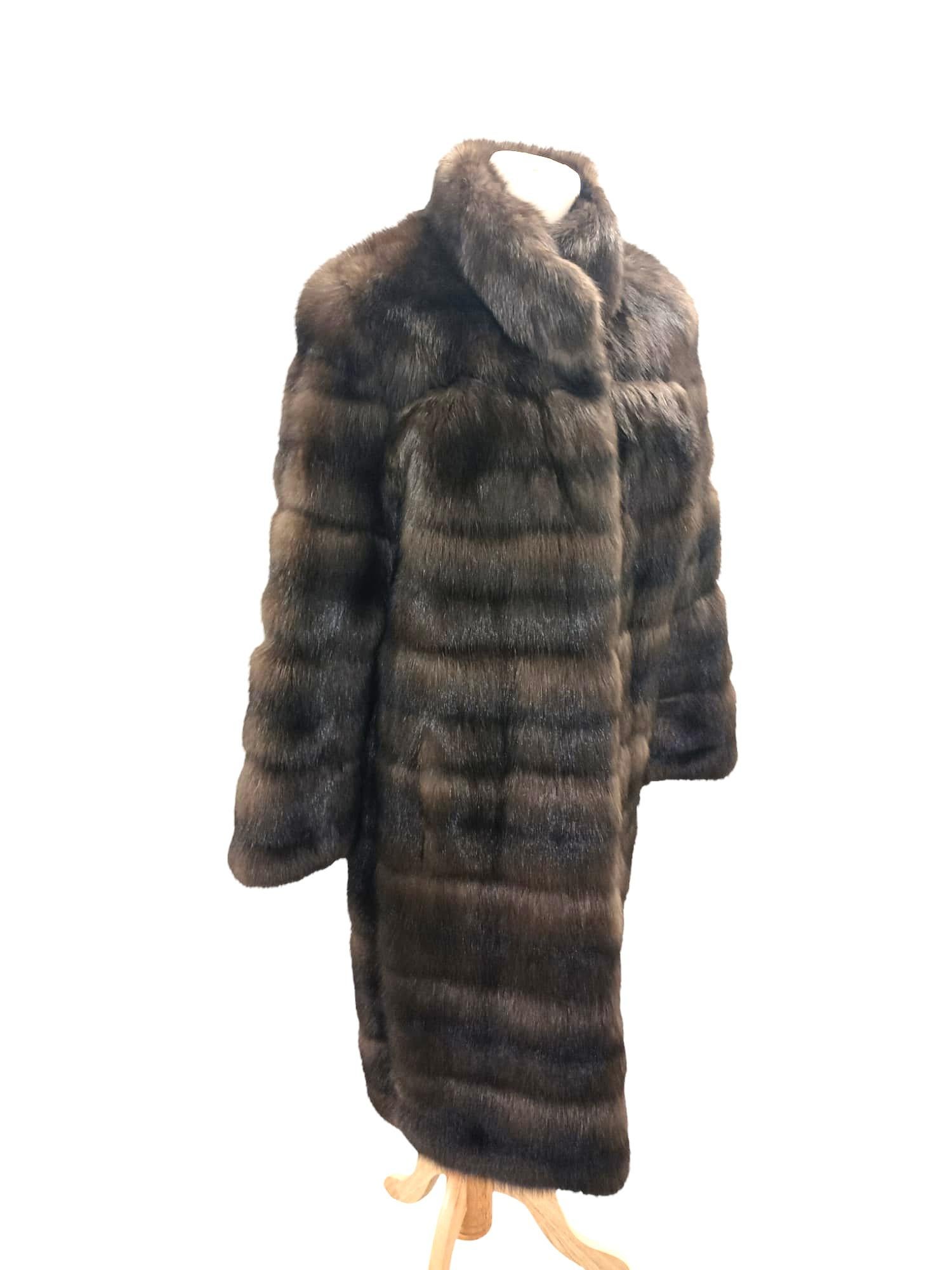Manteau Bisang russe en fourrure de sable neuf, taille 85000$, étiquette en vente 5