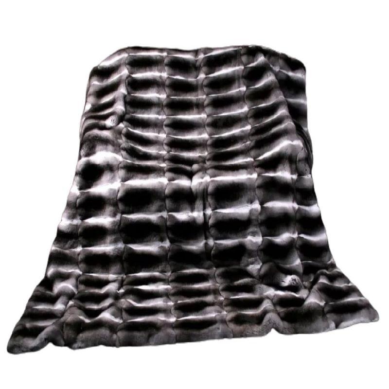 Brand New luxuriöse schwarze Samt Chinchilla Pelz Decke mit Loro Piana Kaschmir Futter

Größe: Königin 90 