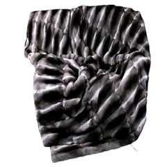 Couverture en fourrure de vison et fourrure de chinchilla noire (taille reine 90"x100"), neuve 