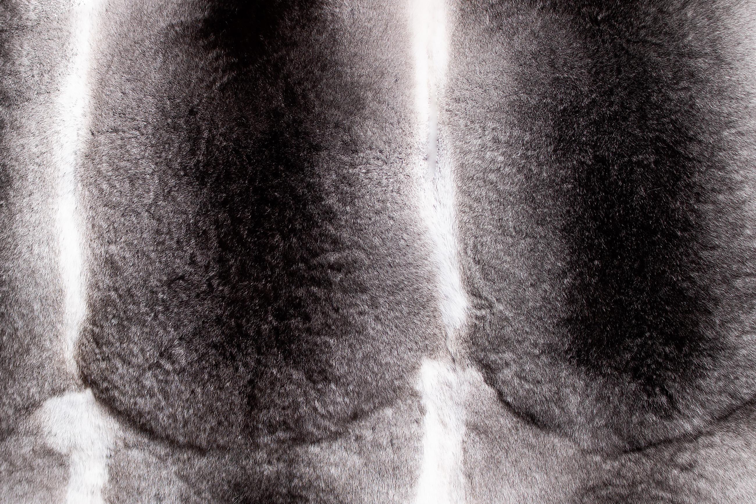 Nouveau Oreiller en fourrure de chinchilla velours noir (16 