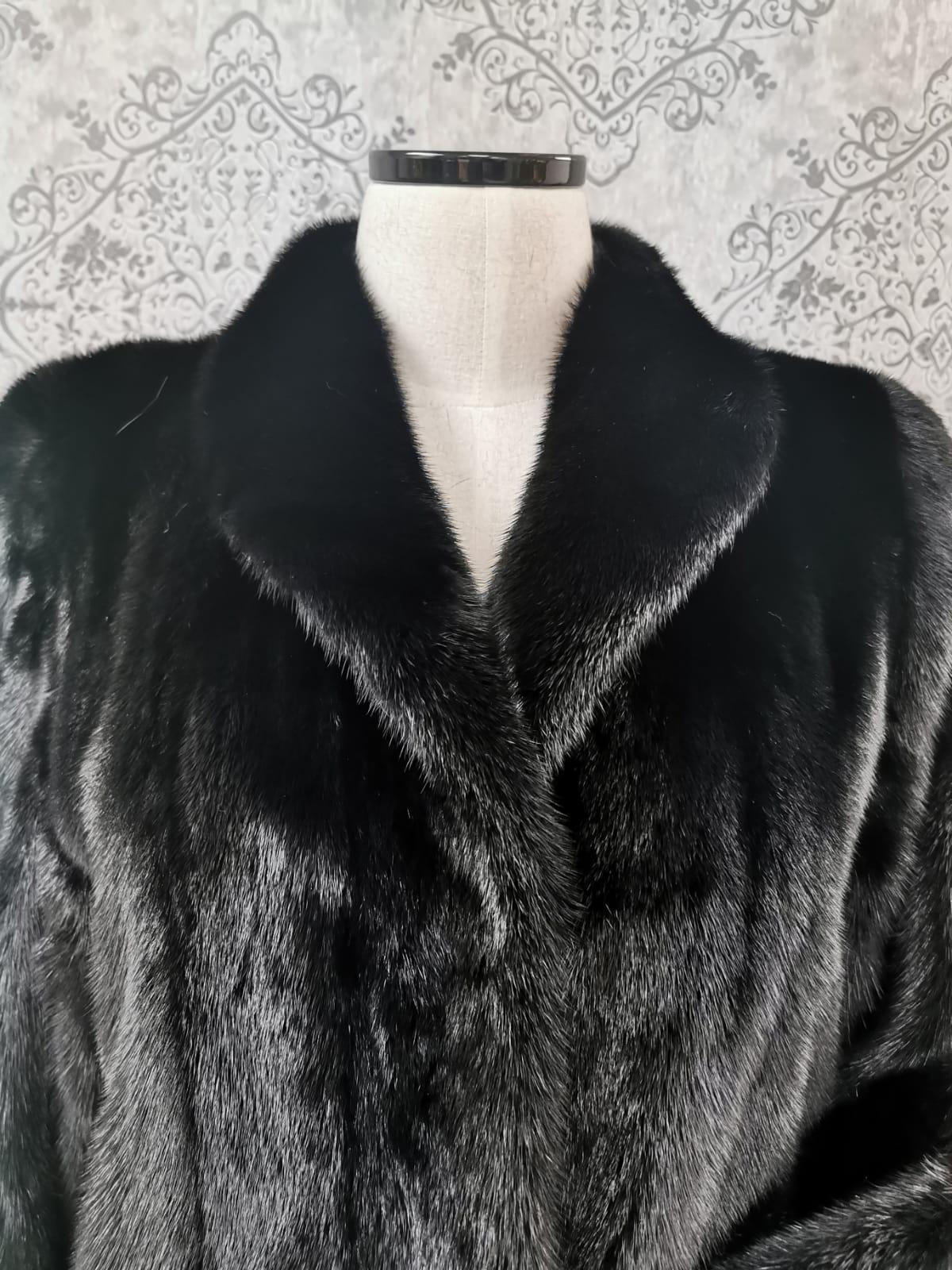 Women's Brand new Blackglama mink fur coat 10