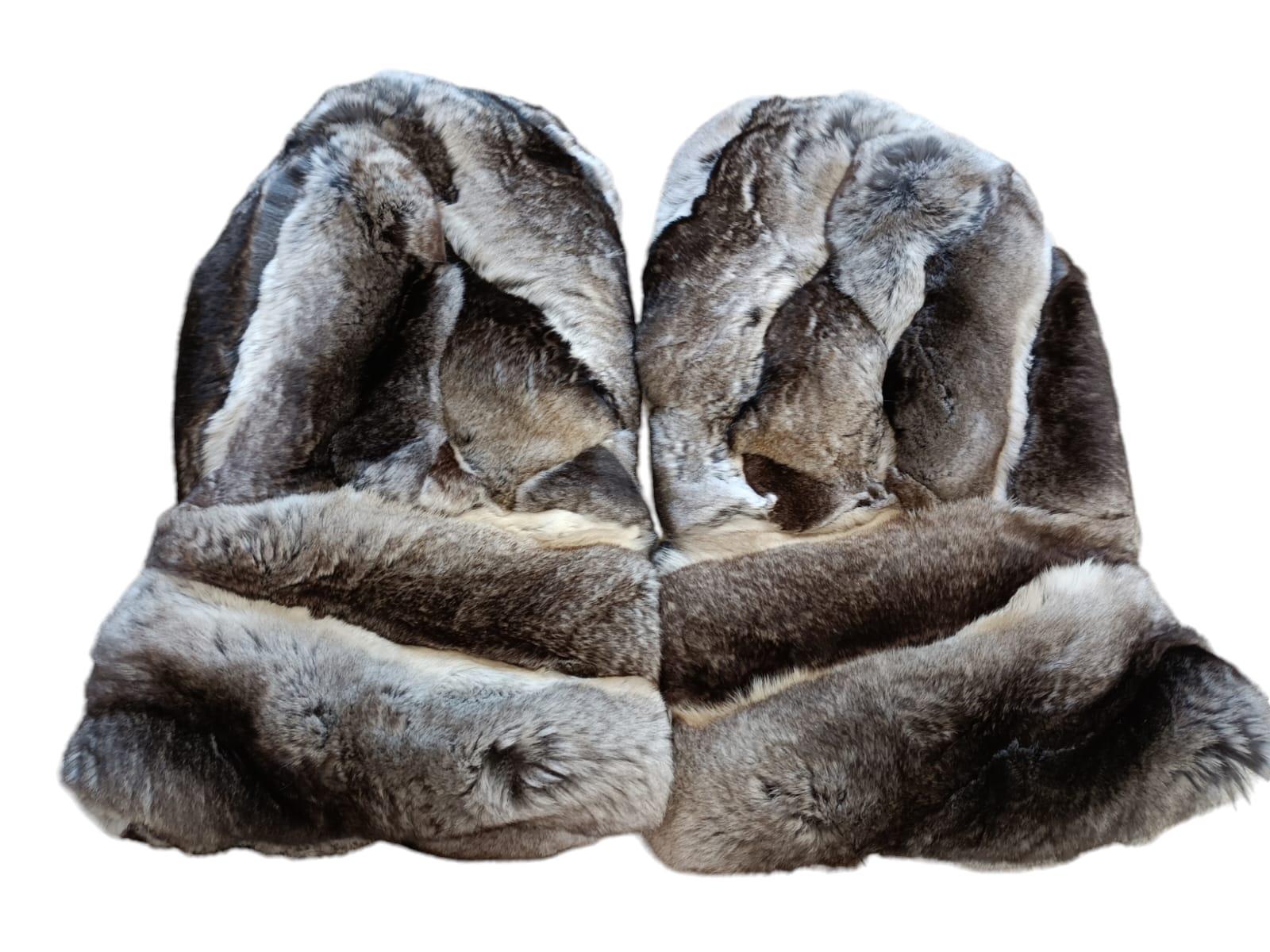Brand New Chinchilla Fur Mittens with Sheared Beaver Lining For Sale 6