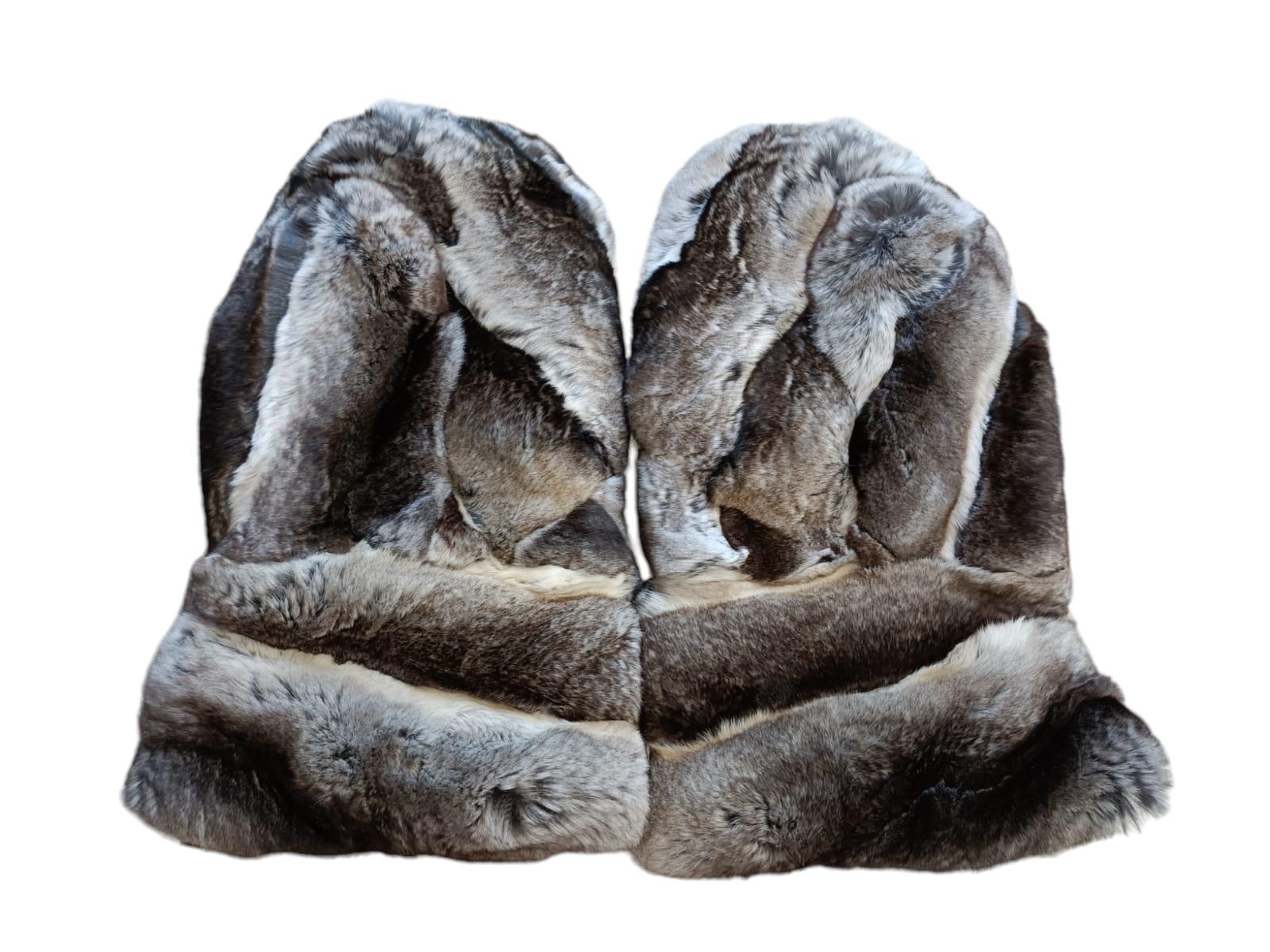 Brand New Chinchilla Fur Mittens with Sheared Beaver Lining For Sale 4